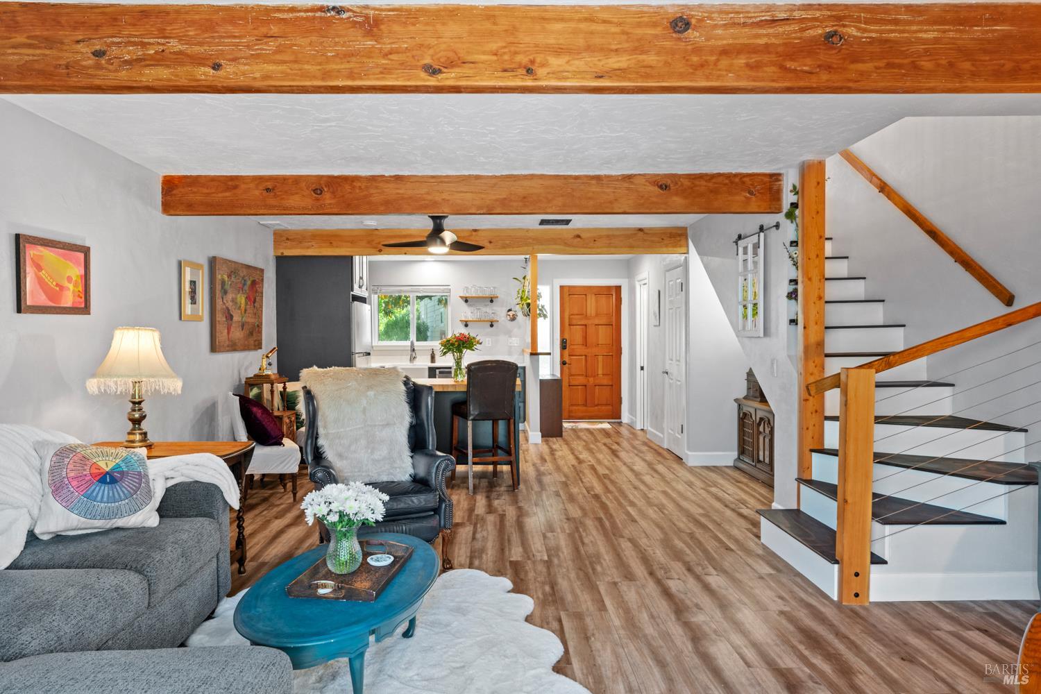 280 San Jacinta Dr #J