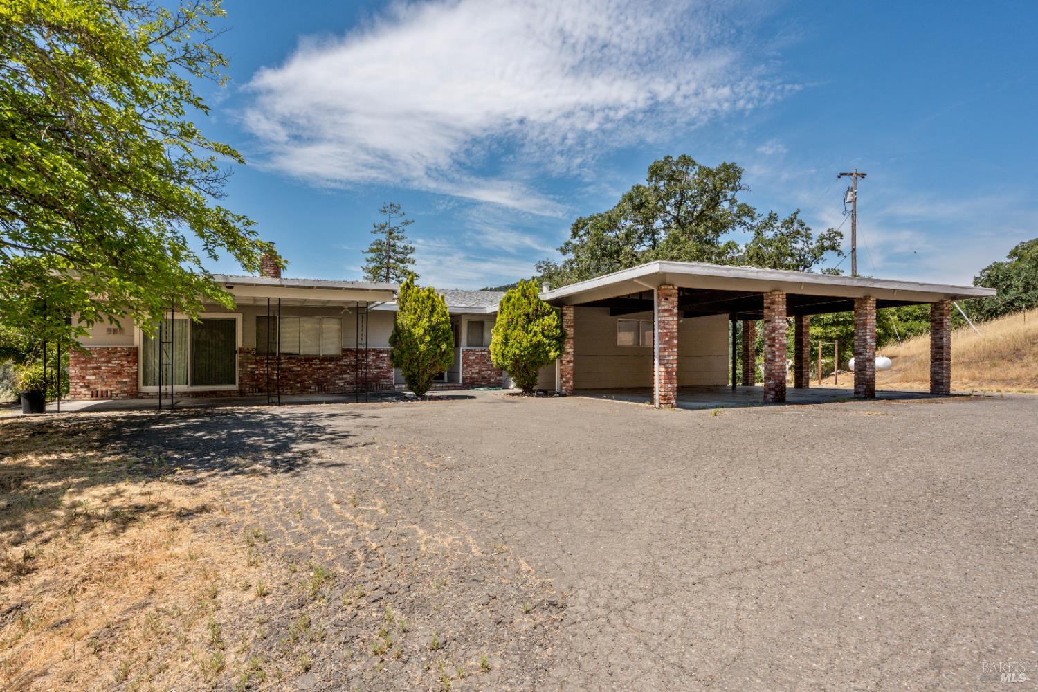 18201 S Highway 101
