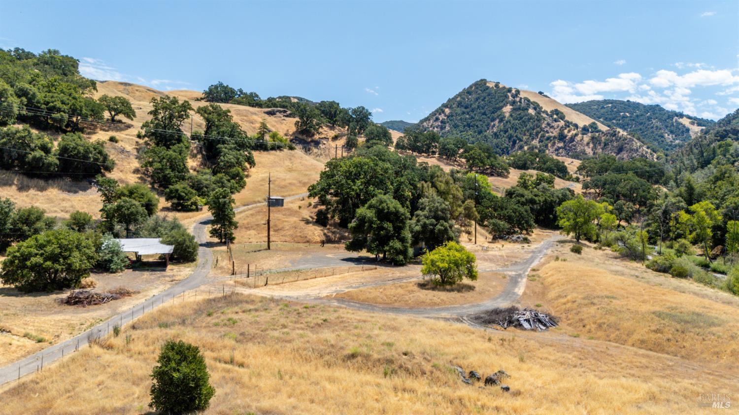 18211 S Highway 101