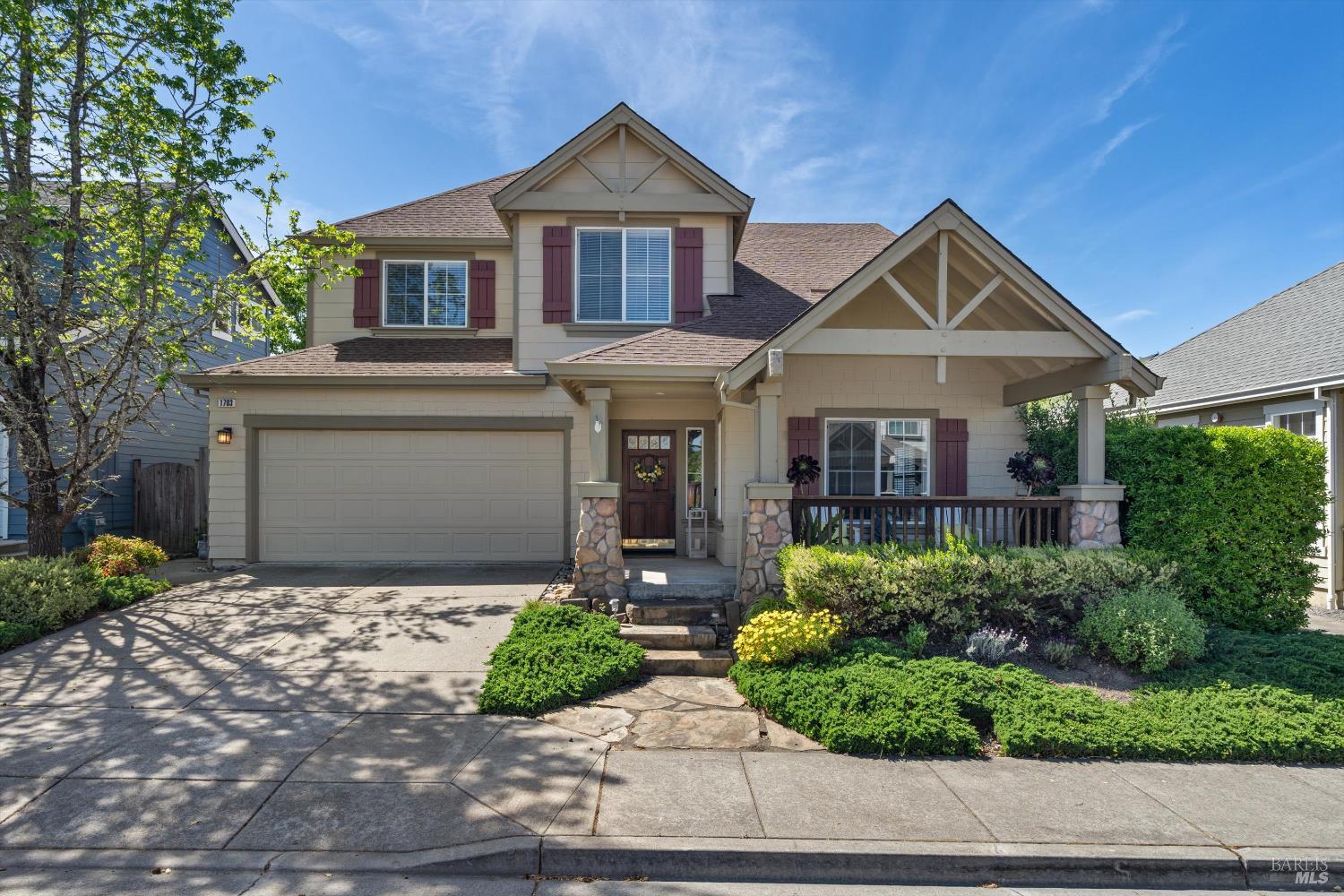 1703 Spur Ridge Lane