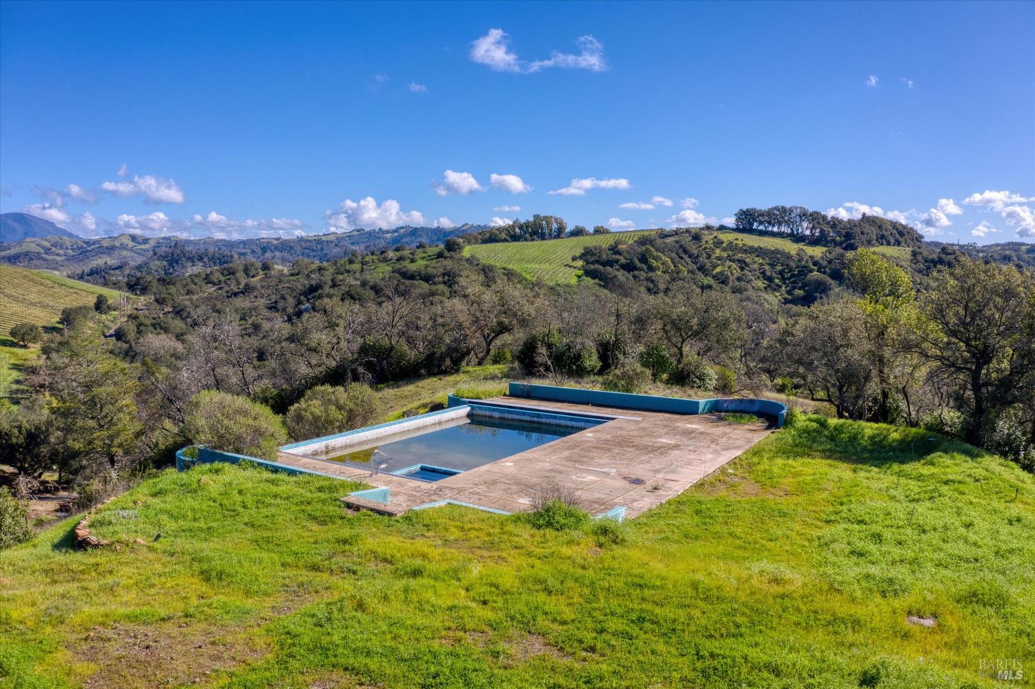 10547 Chalk Hill Road