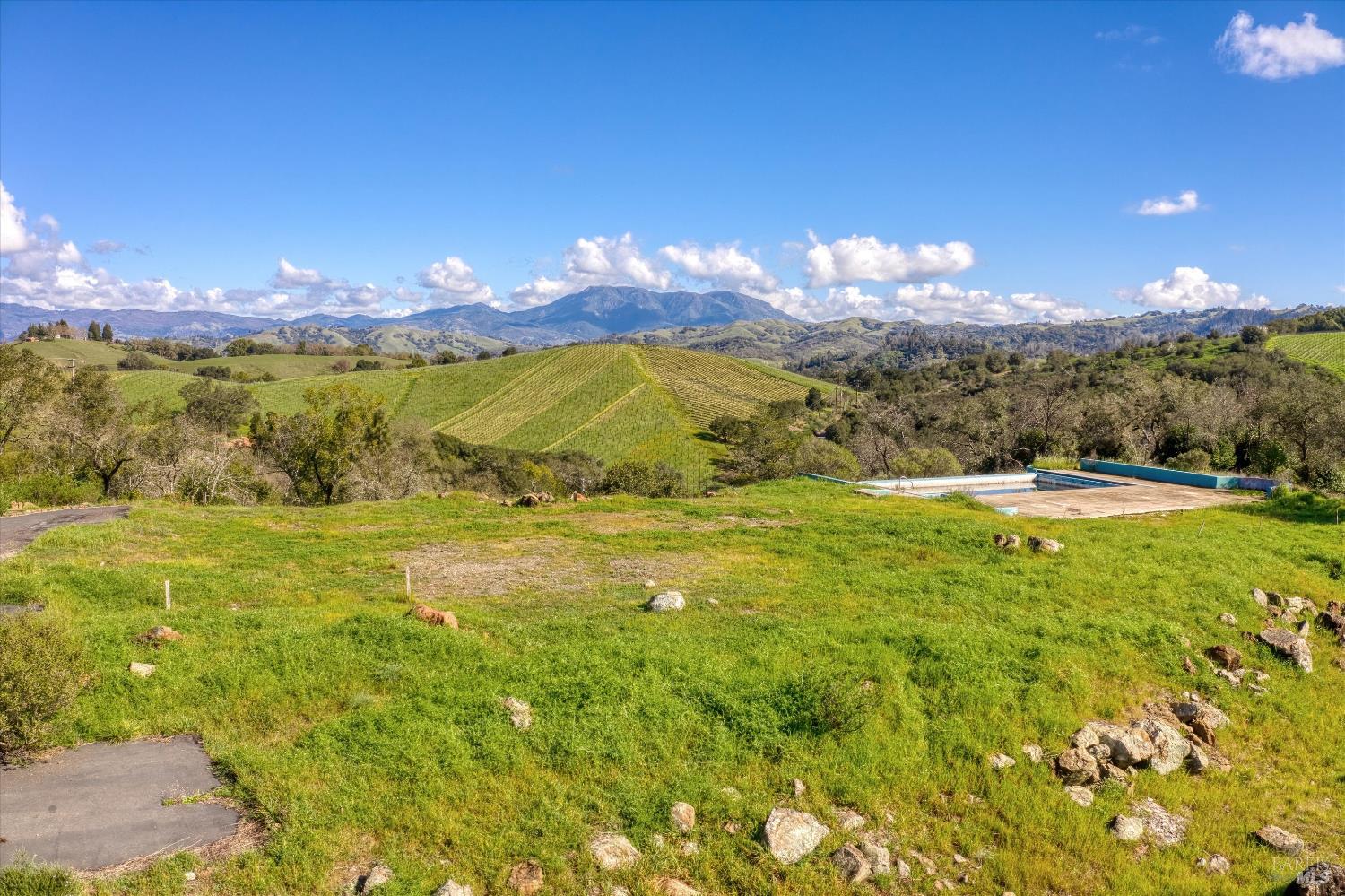 10547 Chalk Hill Road