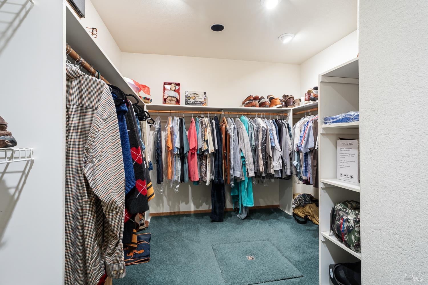 1560 Crane Terrace