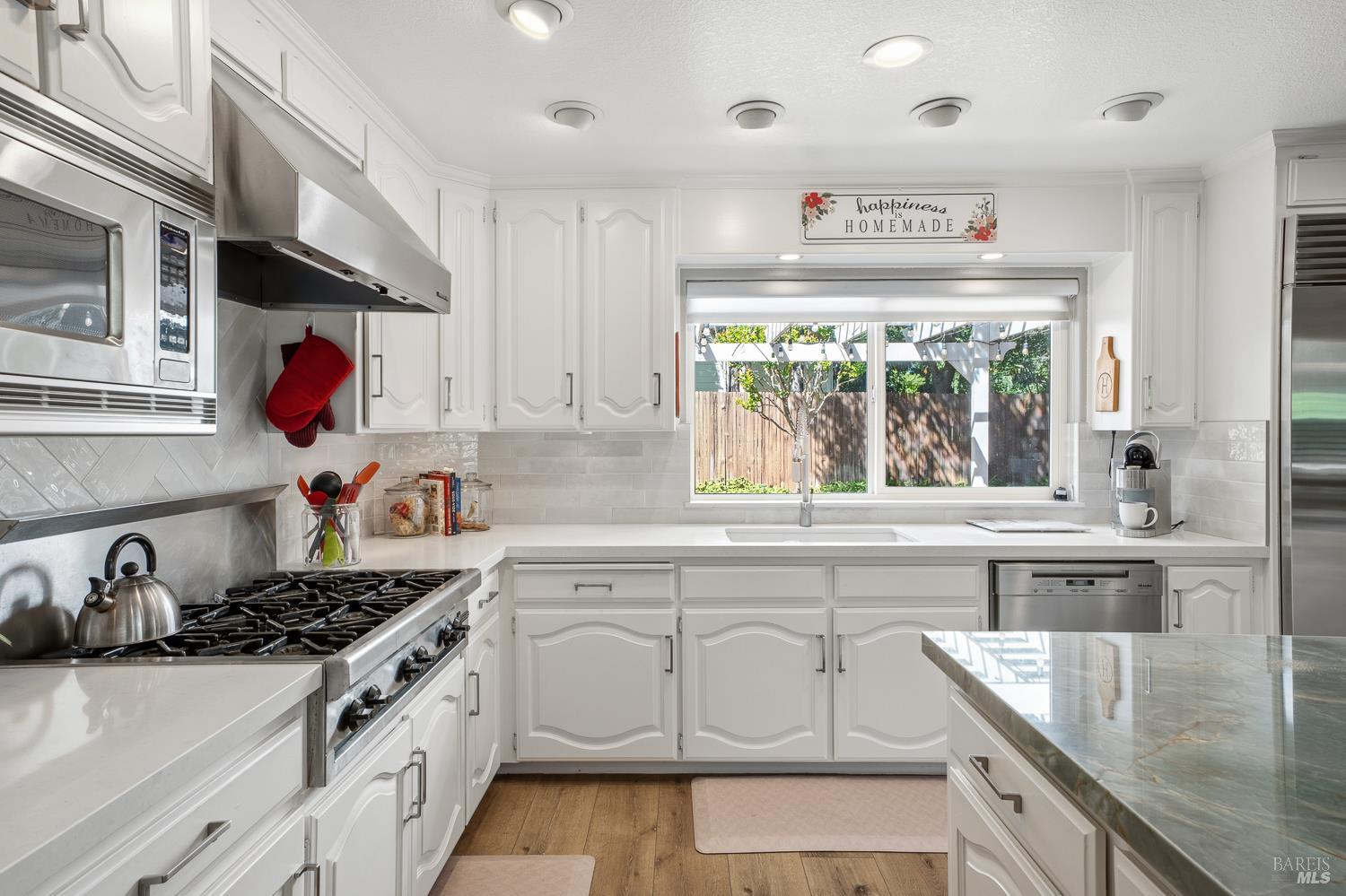 1560 Crane Terrace