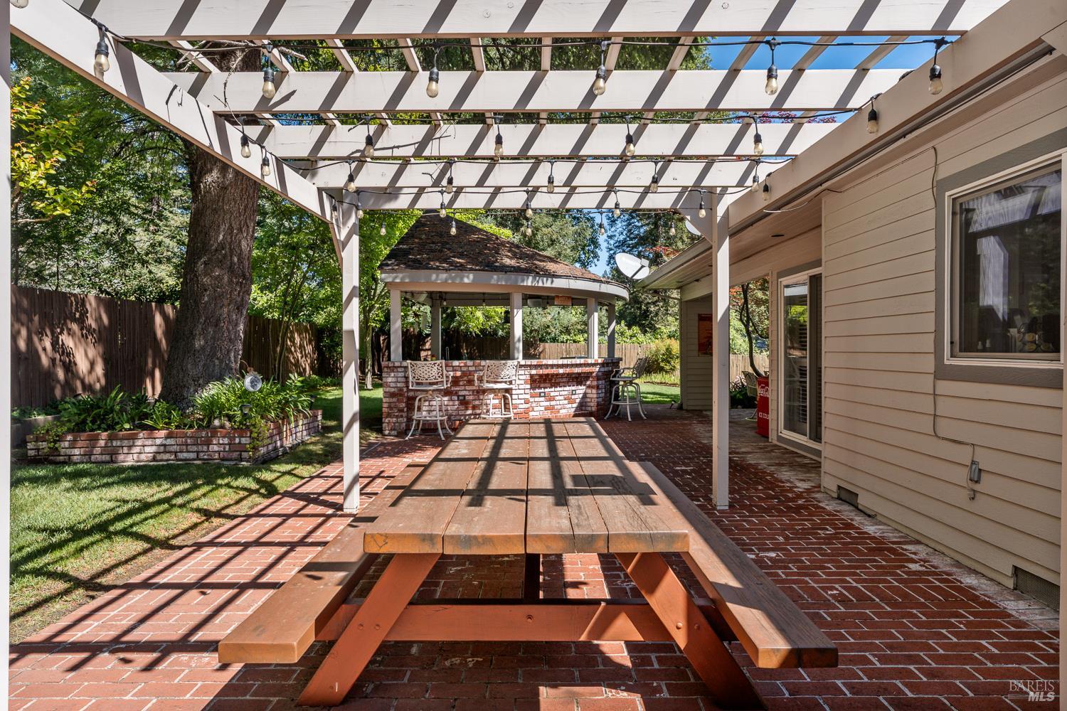 1560 Crane Terrace