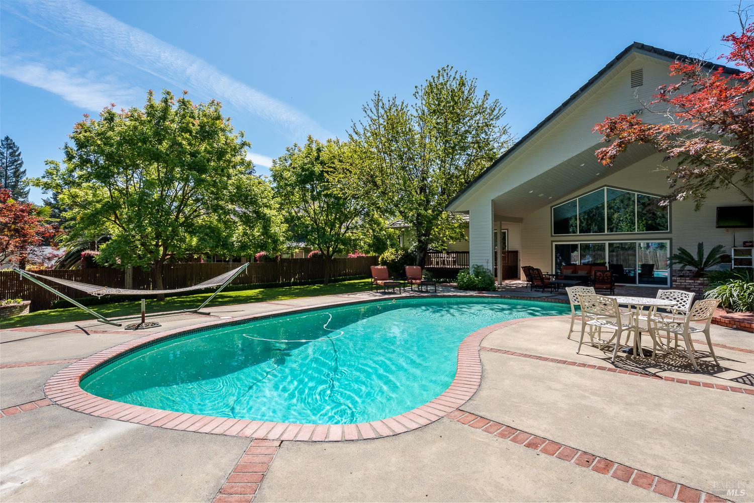 1560 Crane Terrace