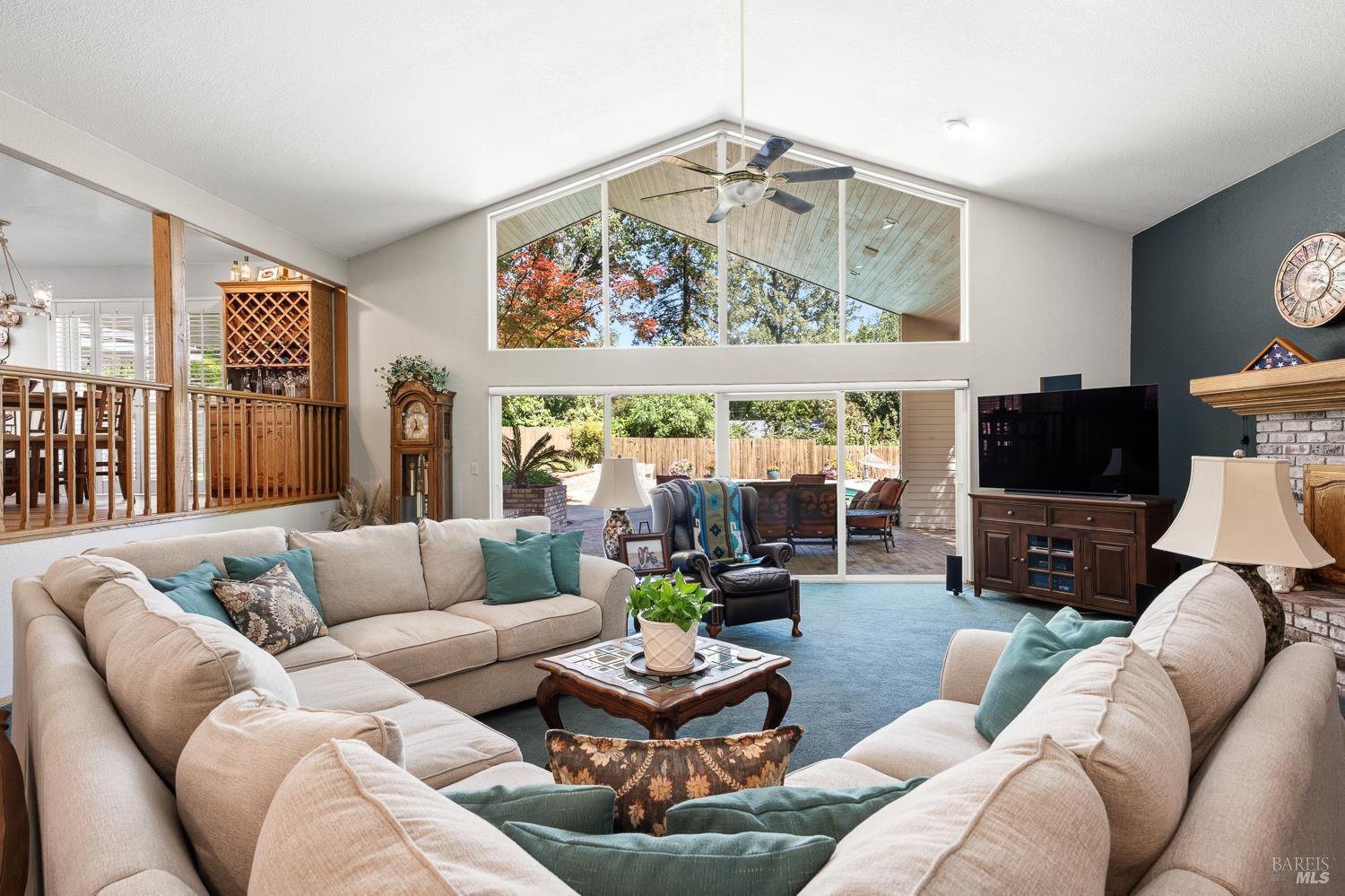 1560 Crane Terrace