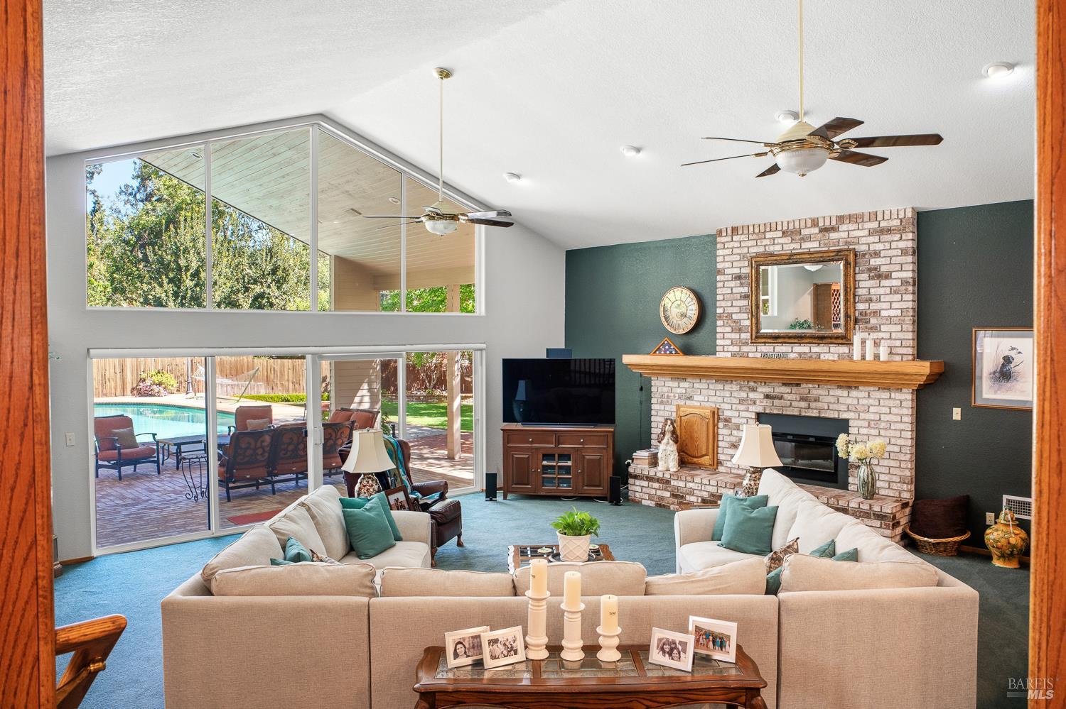 1560 Crane Terrace