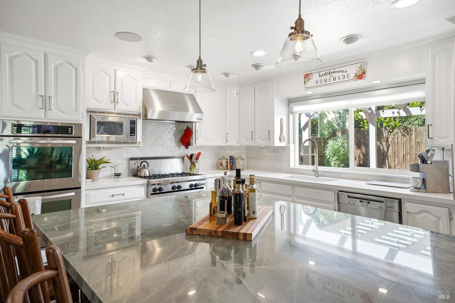 1560 Crane Terrace