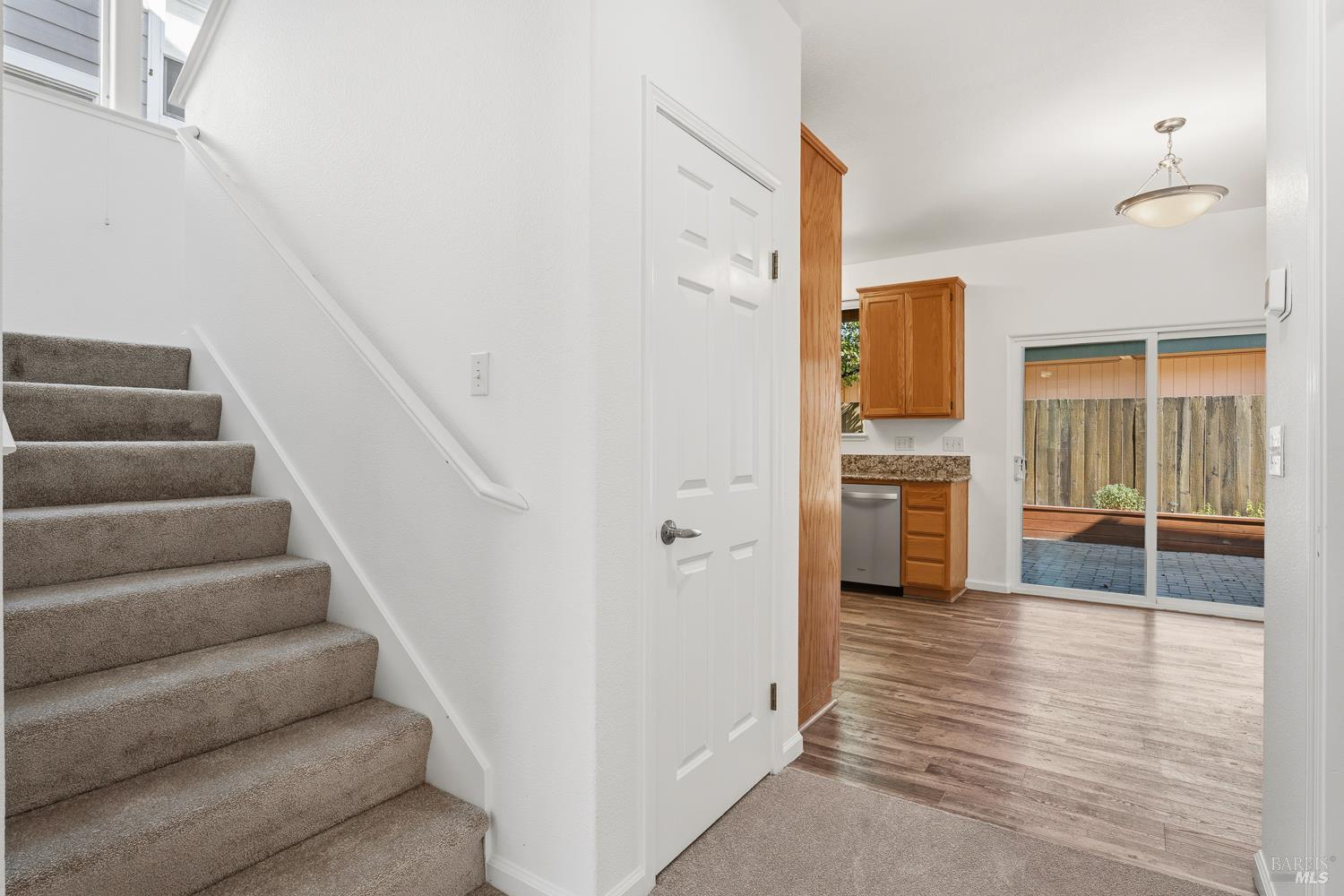 1030 Cottage Lane