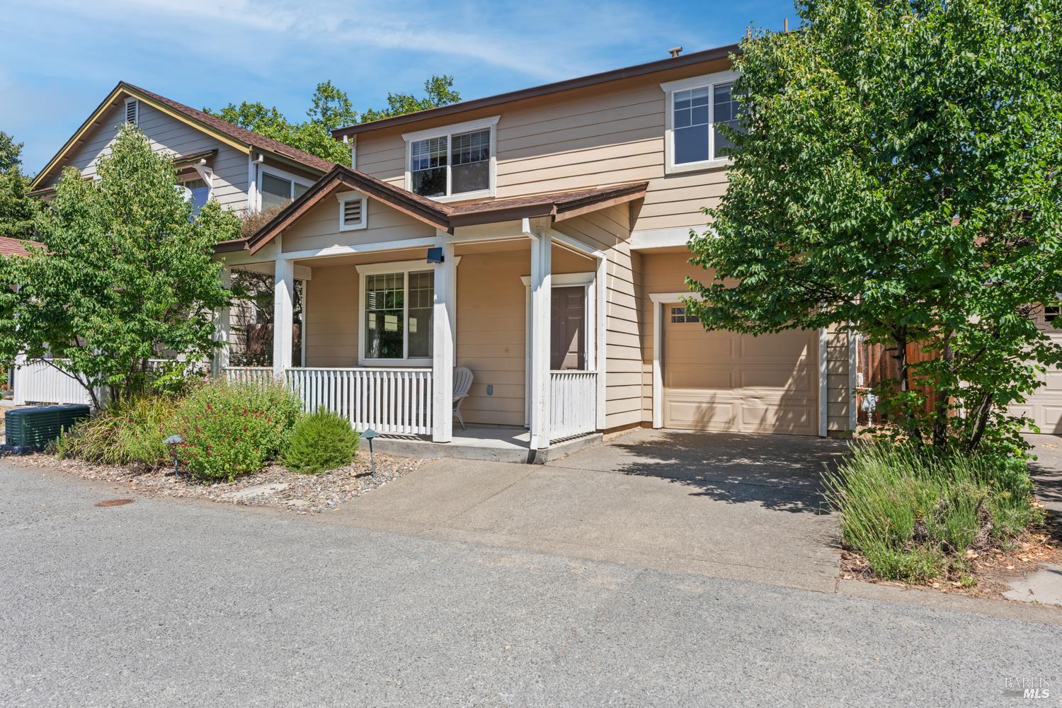 1030 Cottage Lane