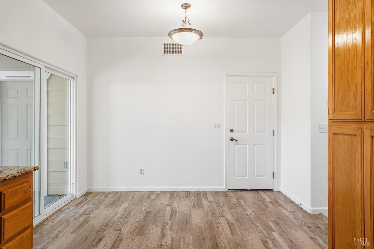 1030 Cottage Lane
