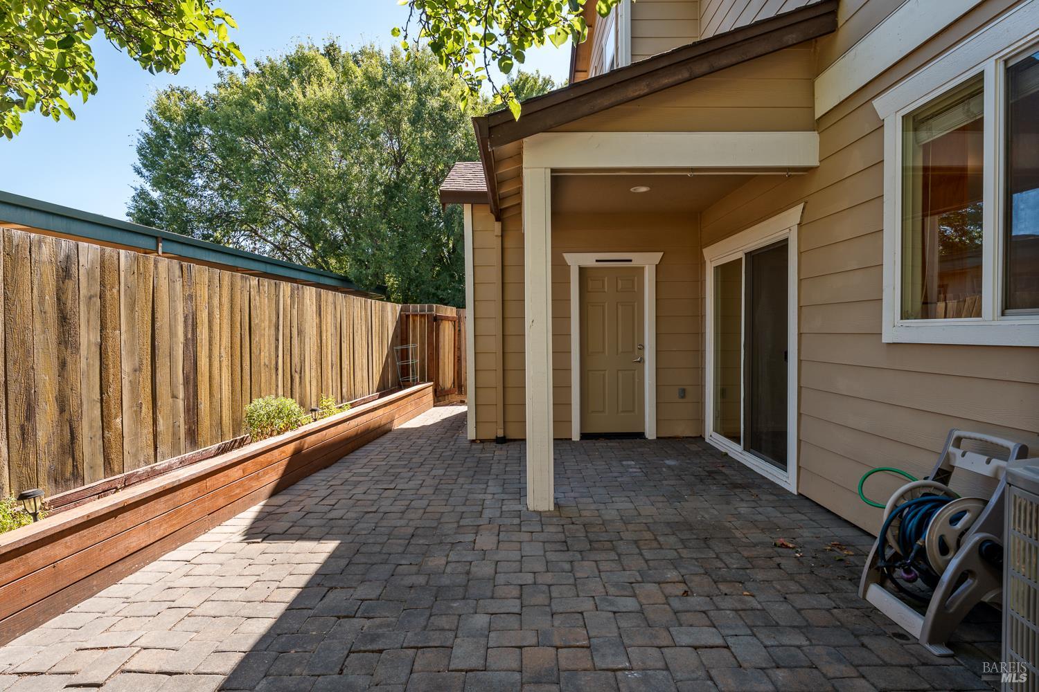 1030 Cottage Lane