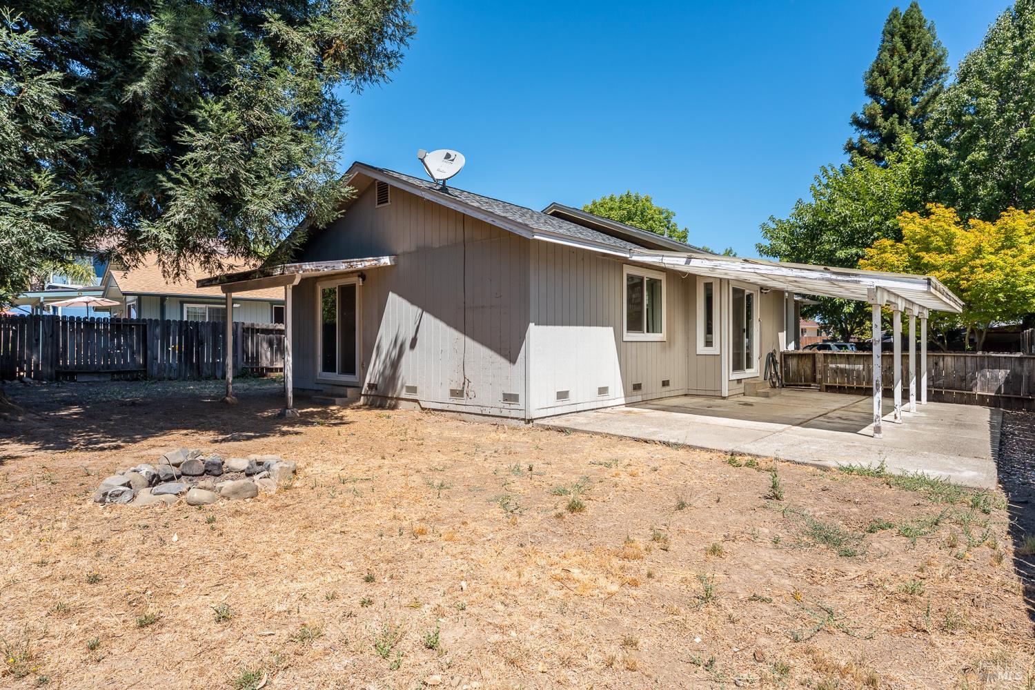 555 Donner Lane