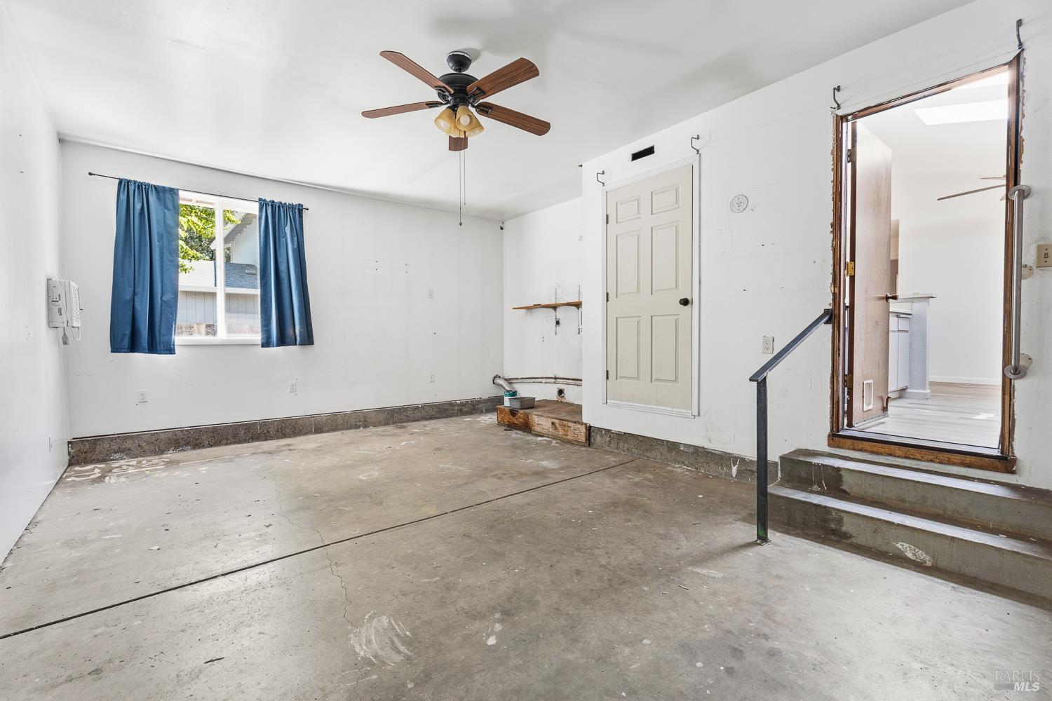 555 Donner Lane