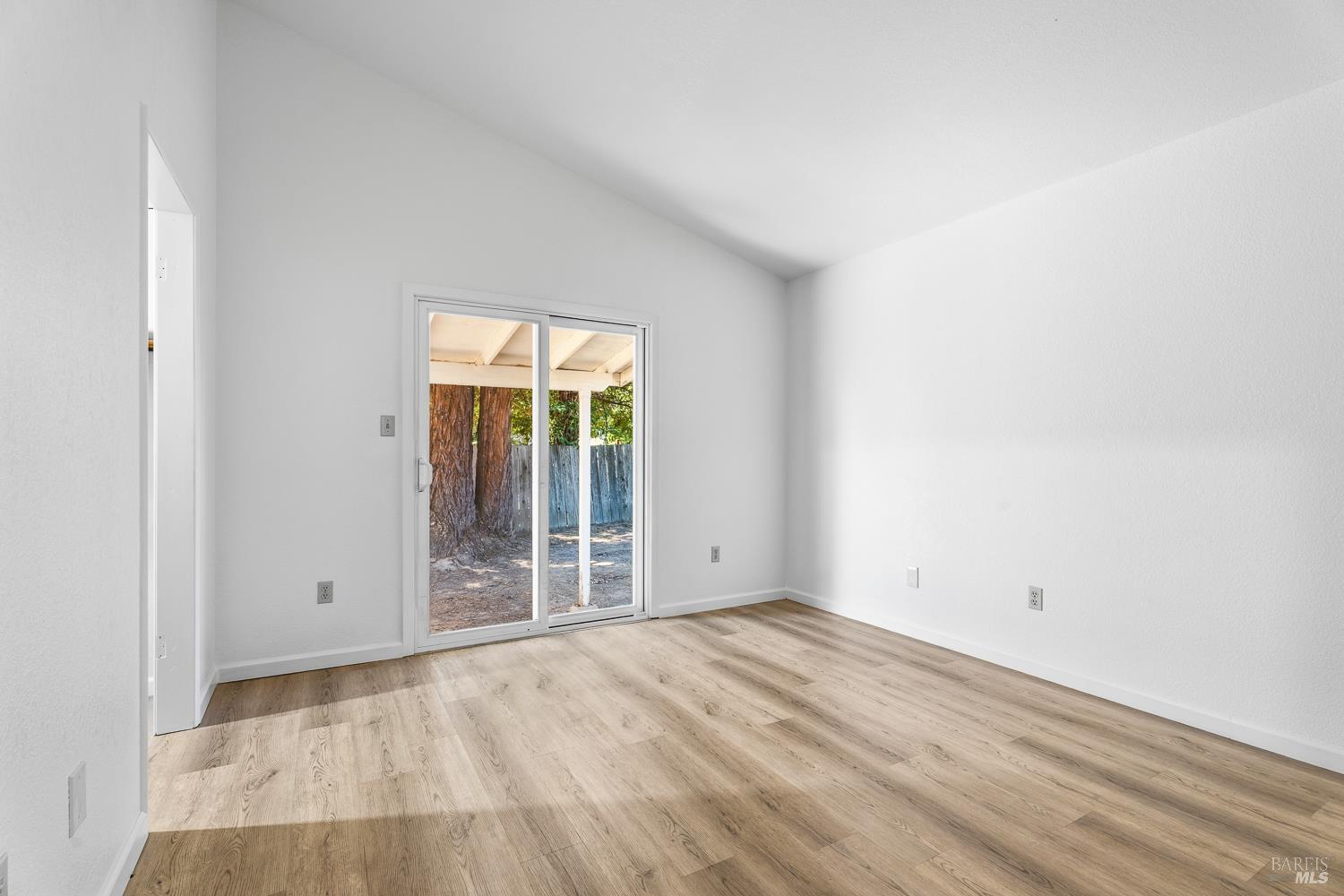 555 Donner Lane