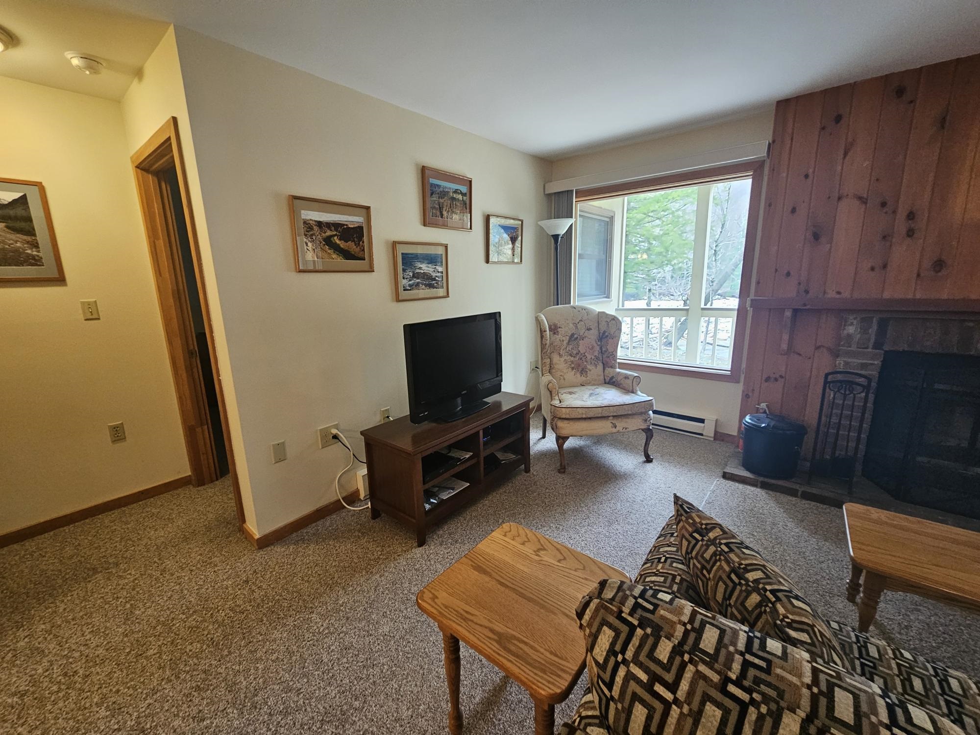 45 West Branch Road Unit: 4