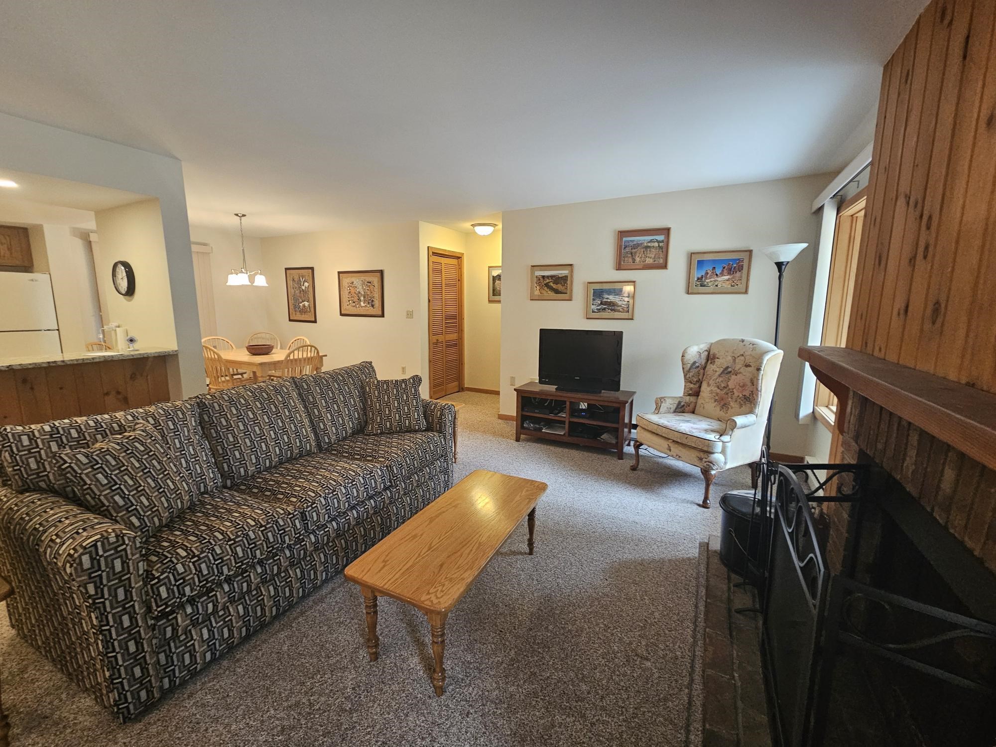 45 West Branch Road Unit: 4