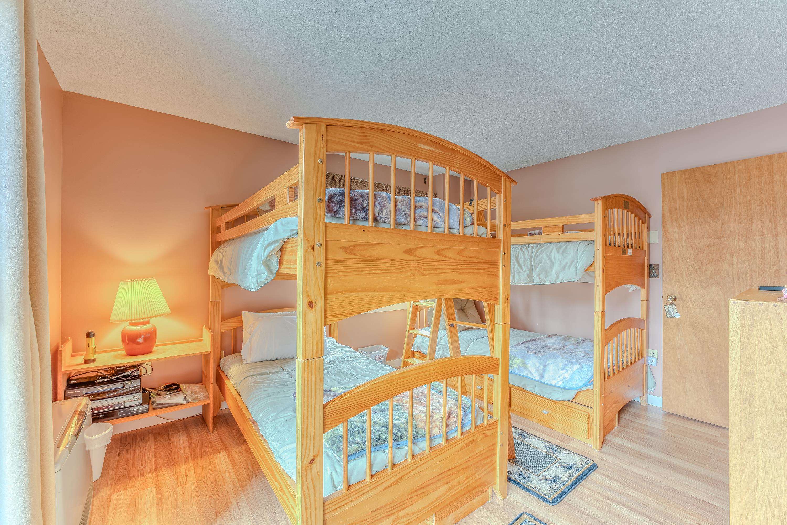 34 Ravine Lane Unit: 3