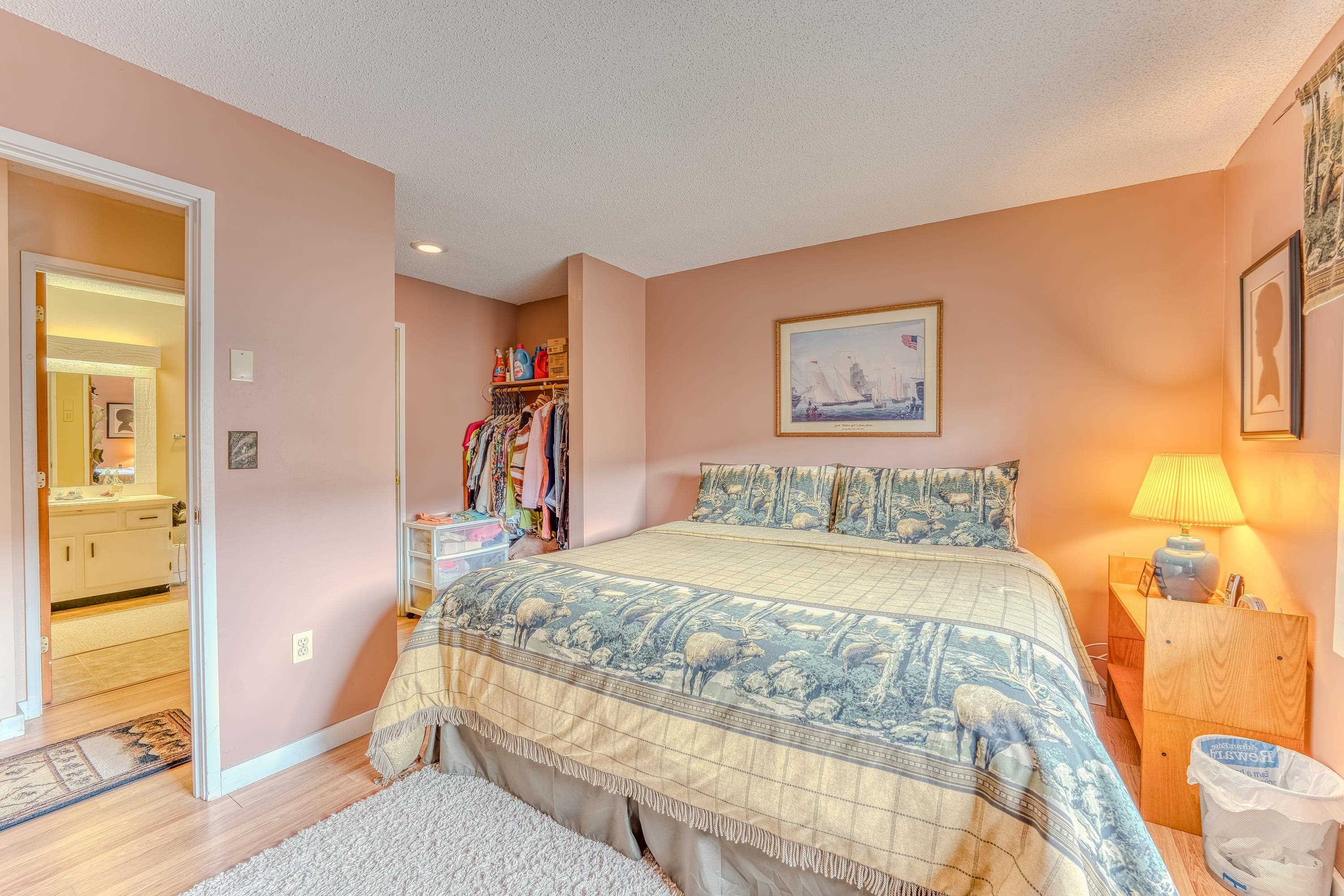 34 Ravine Lane Unit: 3