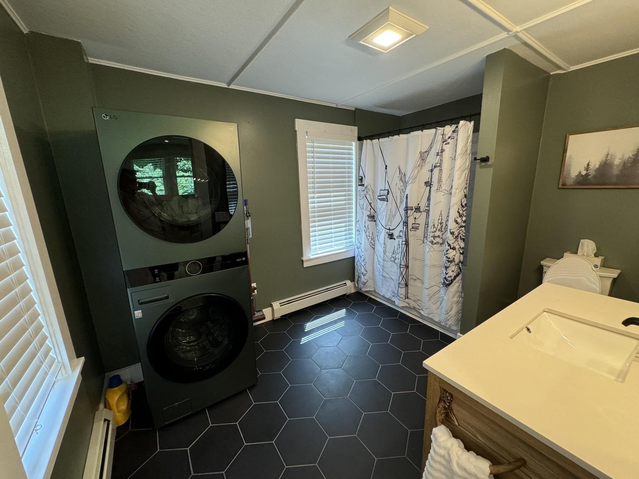 231 Daniel Webster Highway