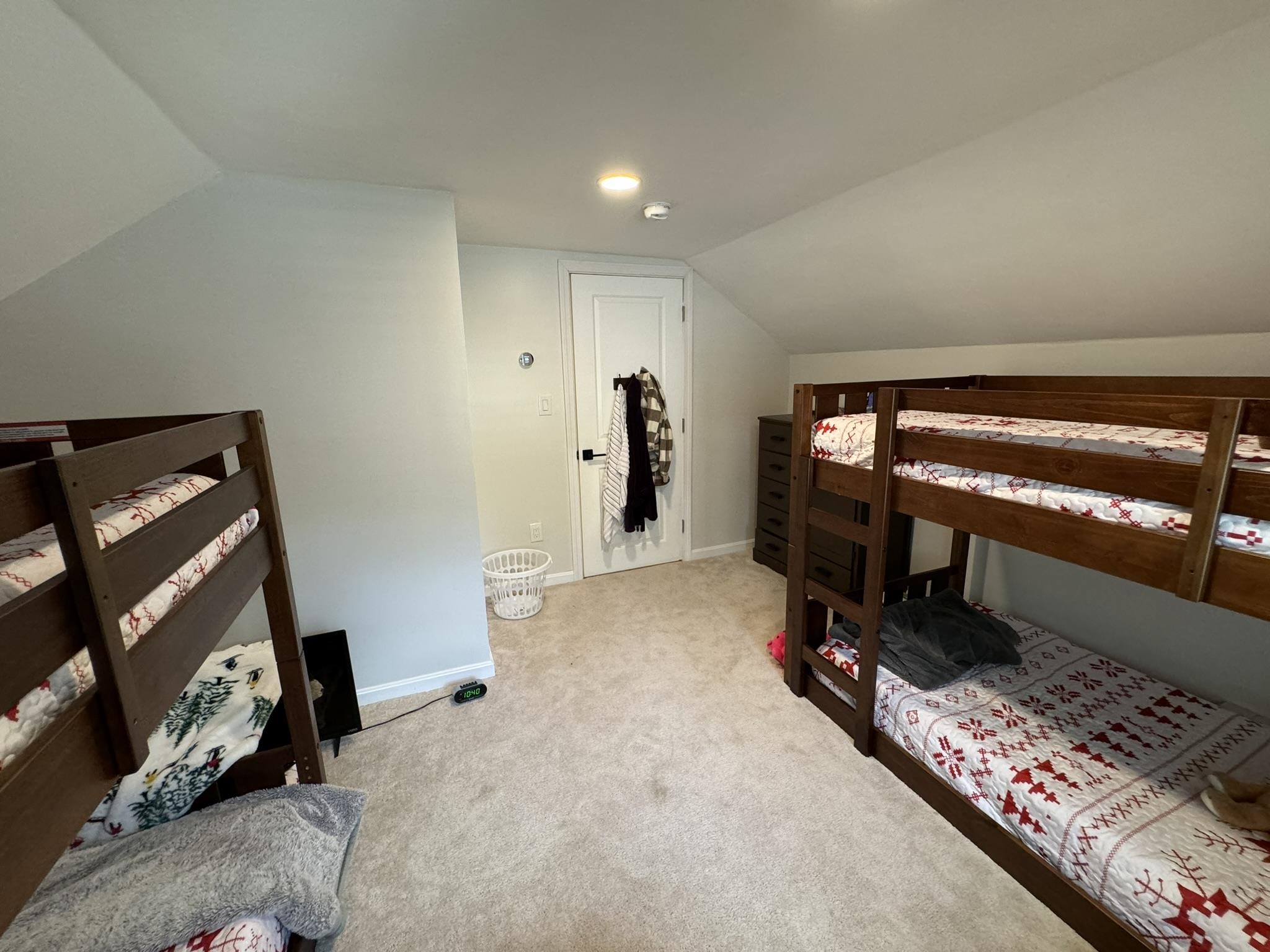 231 Daniel Webster Highway