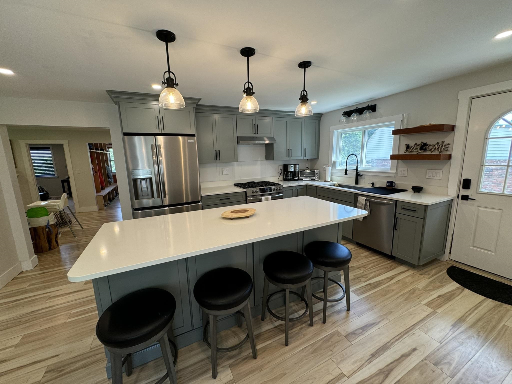 231 Daniel Webster Highway