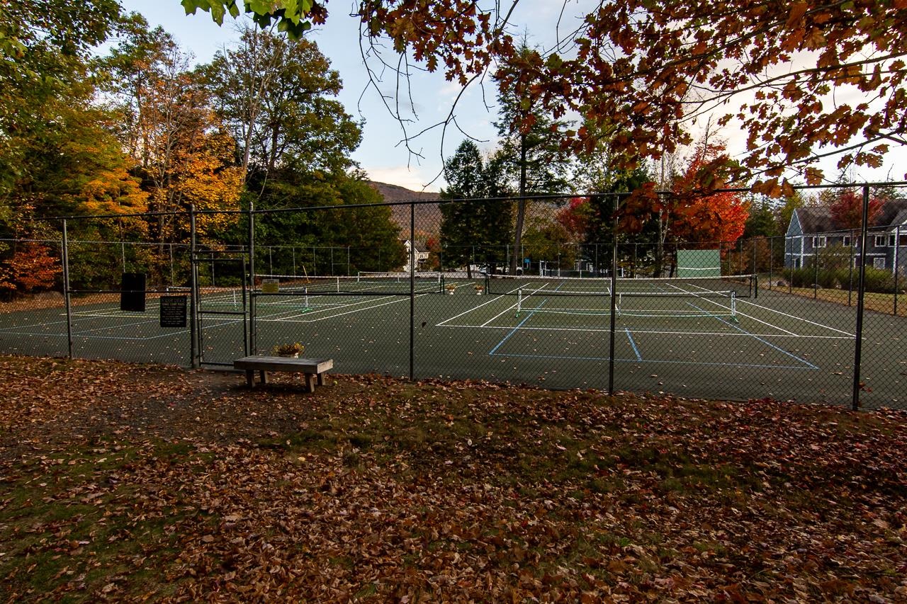 4 Twin Tip Terrace Unit: 7