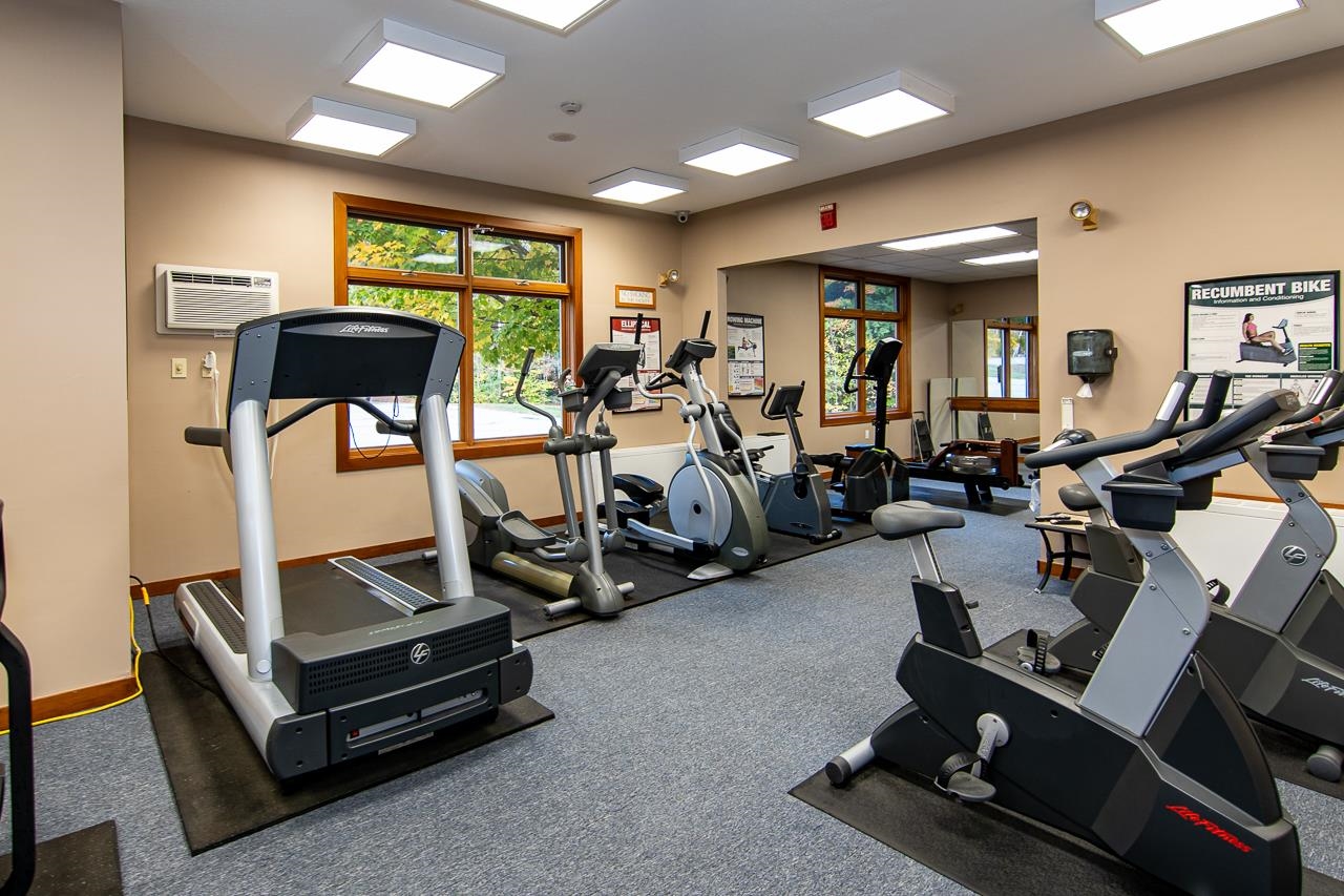 4 Twin Tip Terrace Unit: 7