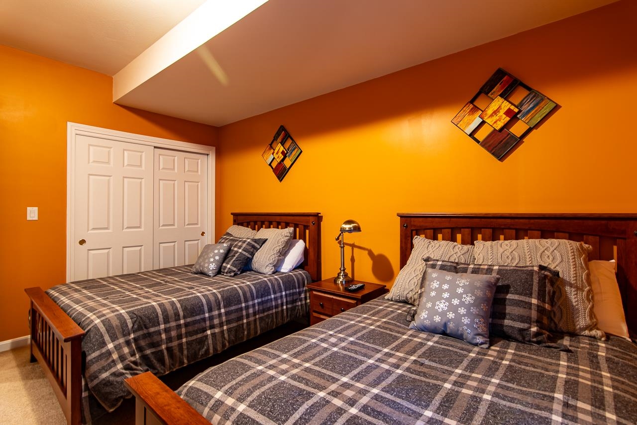 4 Twin Tip Terrace Unit: 7