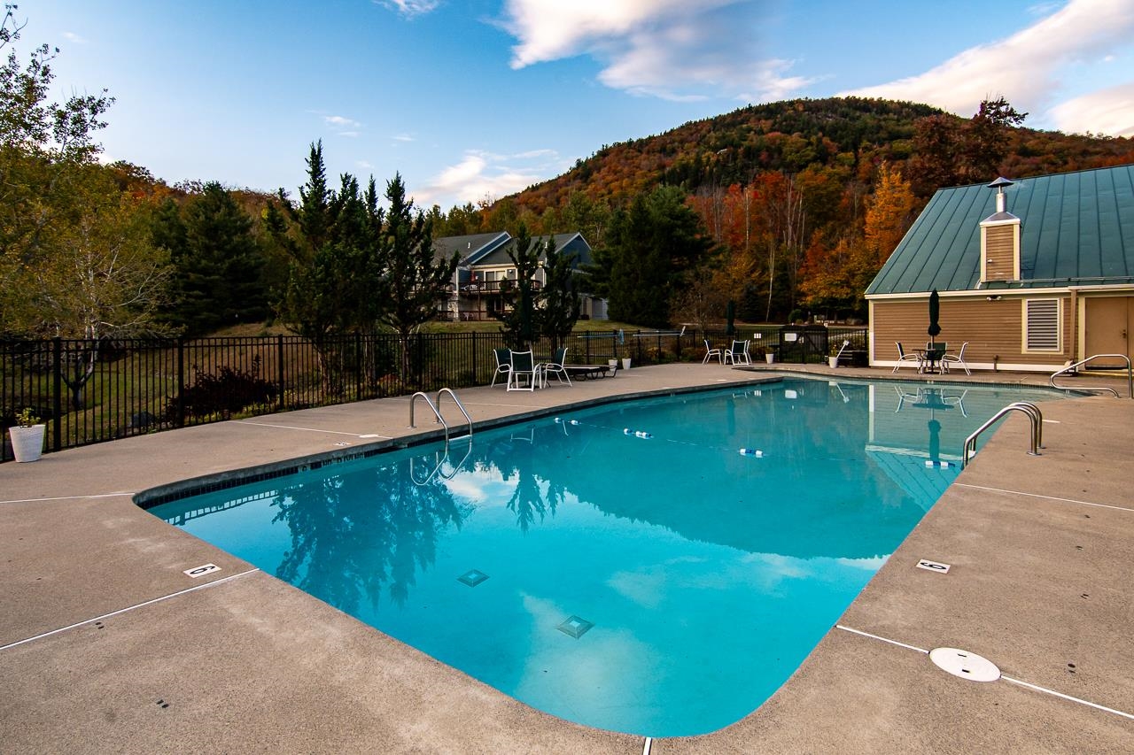 4 Twin Tip Terrace Unit: 7