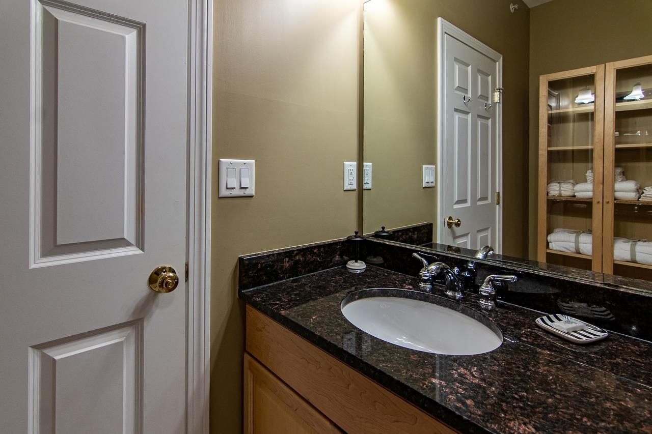 4 Twin Tip Terrace Unit: 7