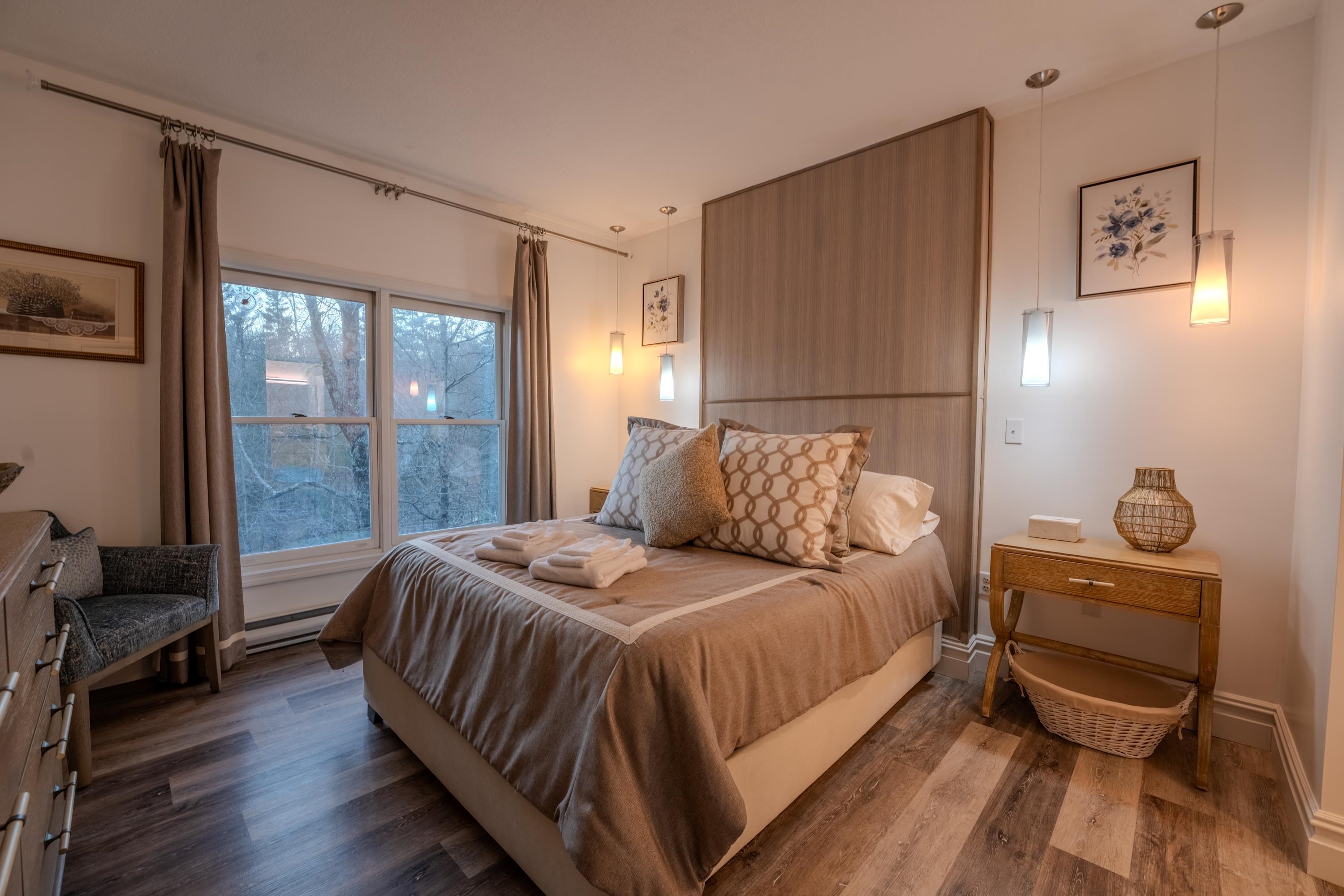 65 Riverfront Drive Unit: 216