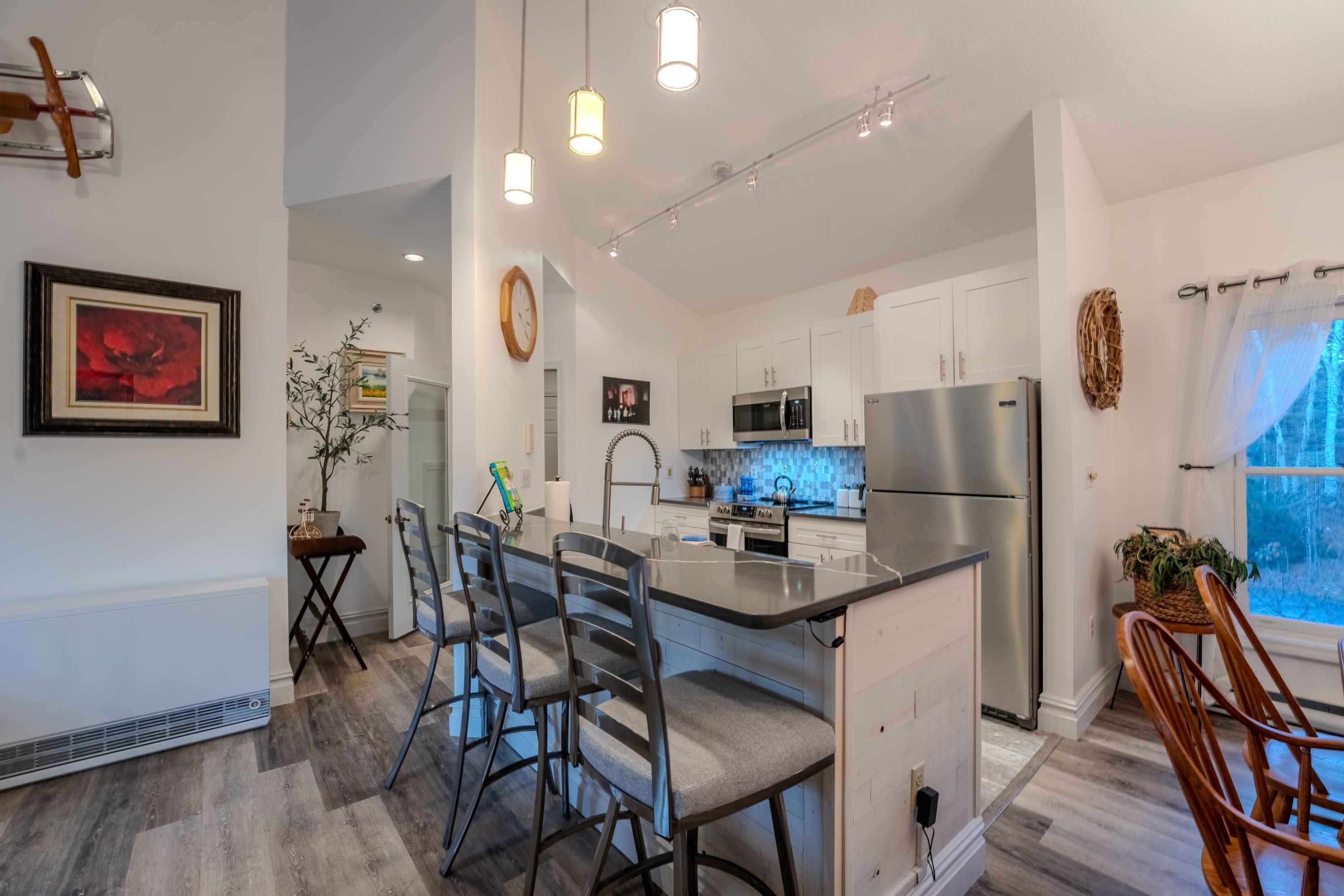 65 Riverfront Drive Unit: 216