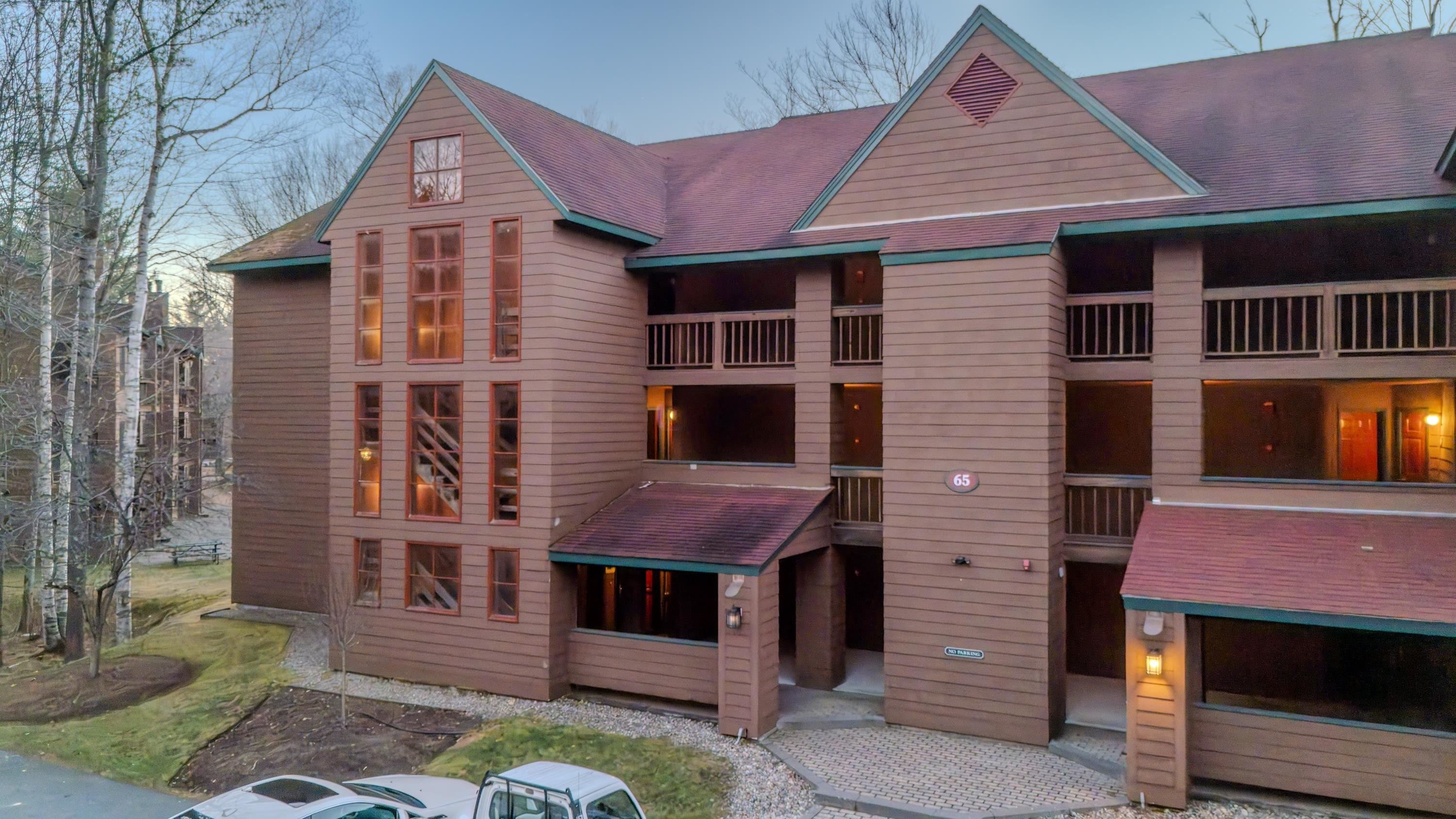 65 Riverfront Drive Unit: 216