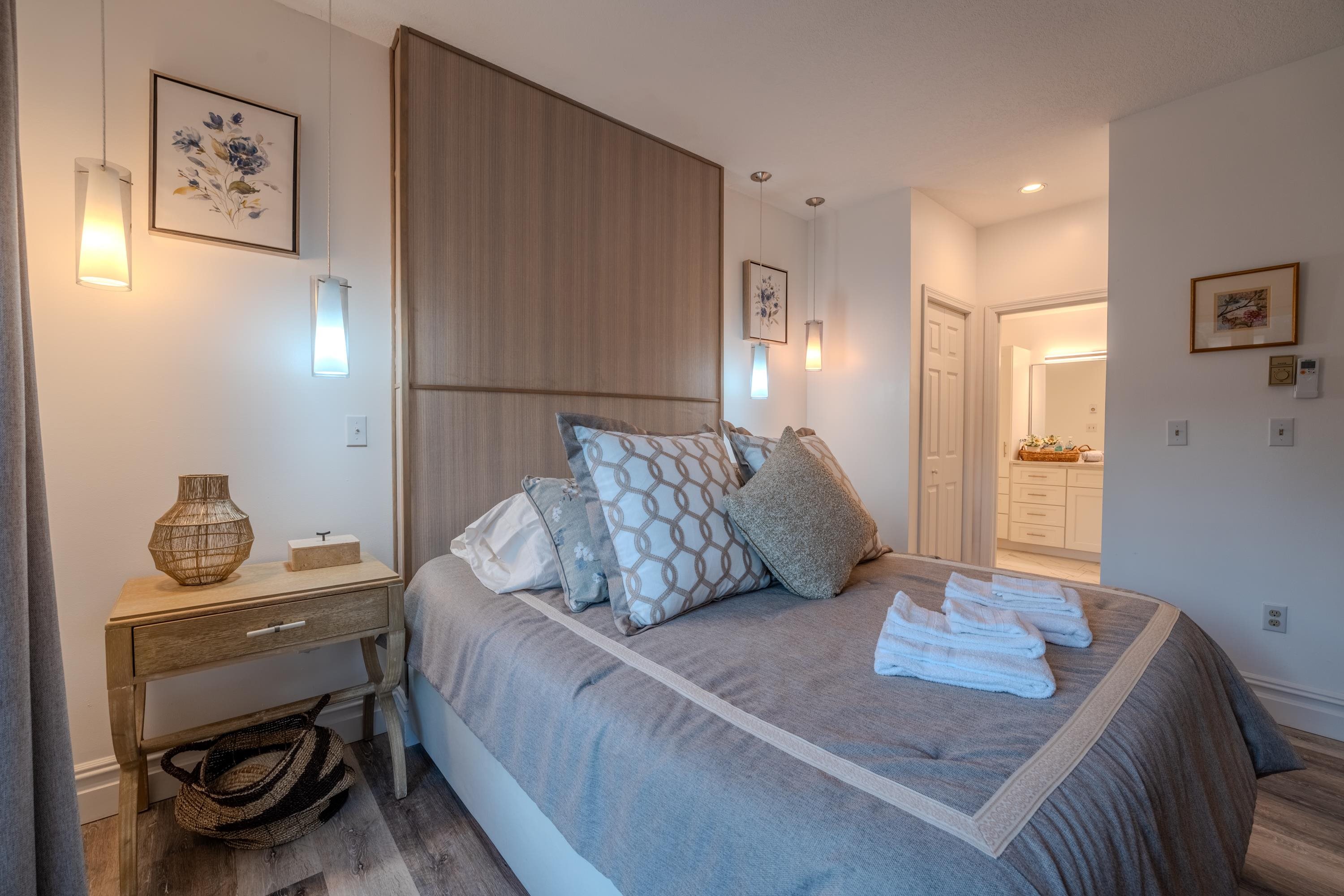 65 Riverfront Drive Unit: 216