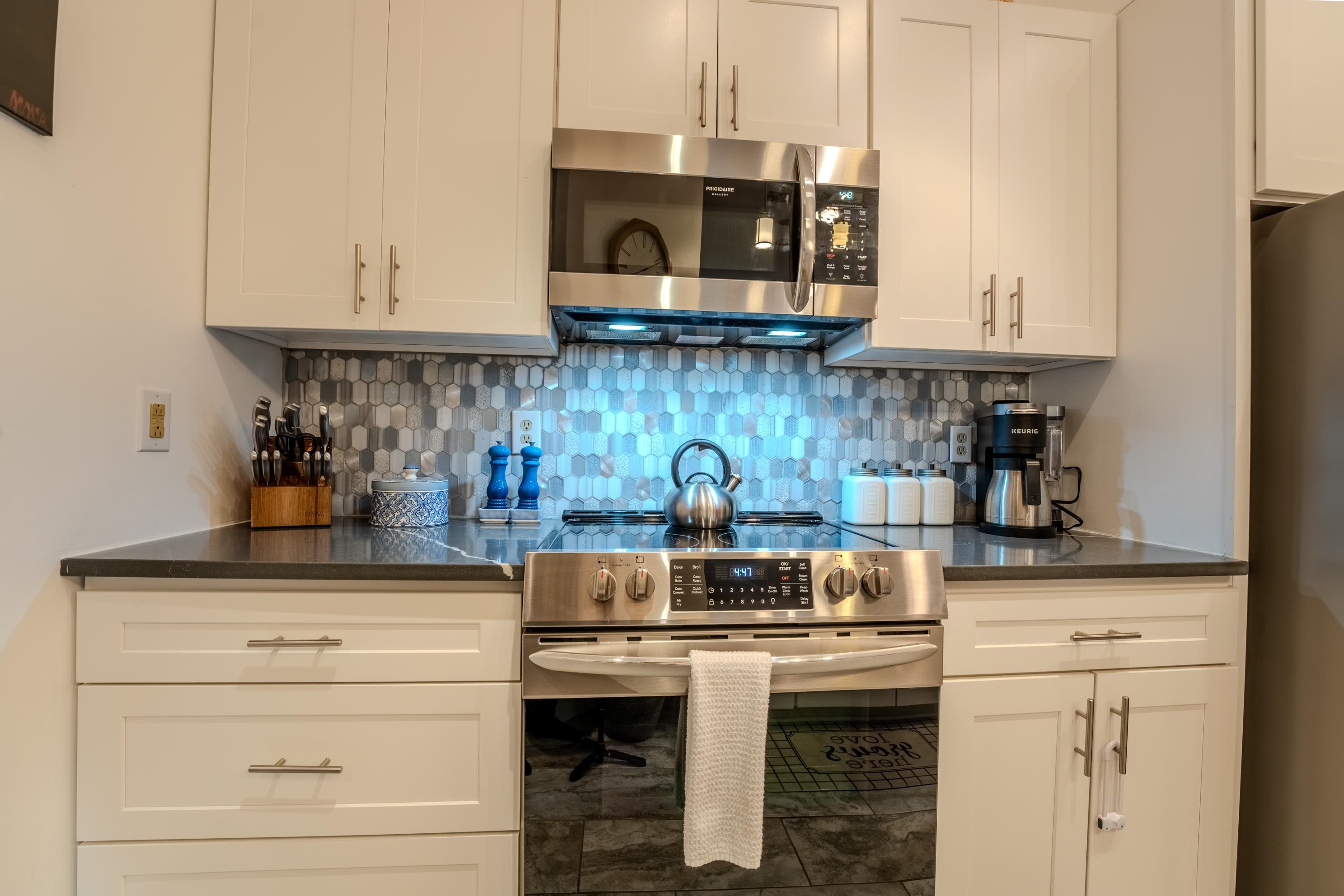 65 Riverfront Drive Unit: 216