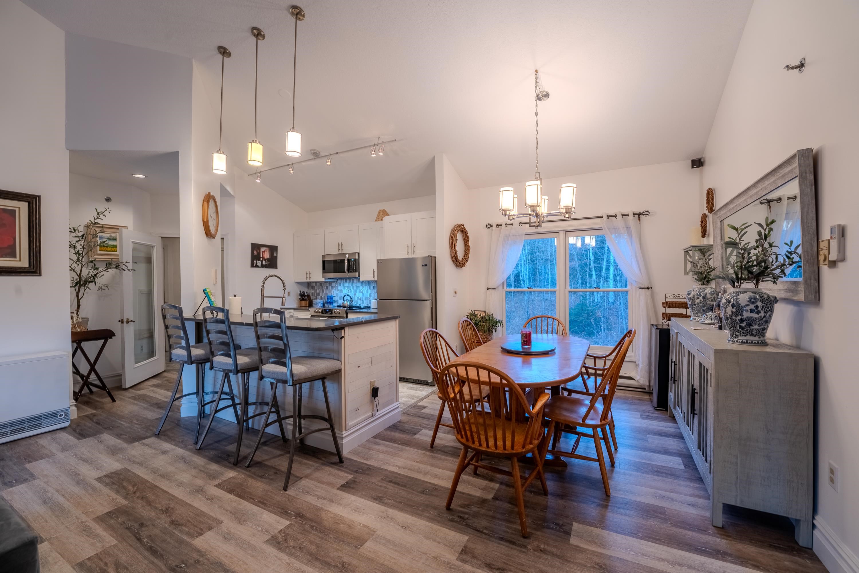 65 Riverfront Drive Unit: 216