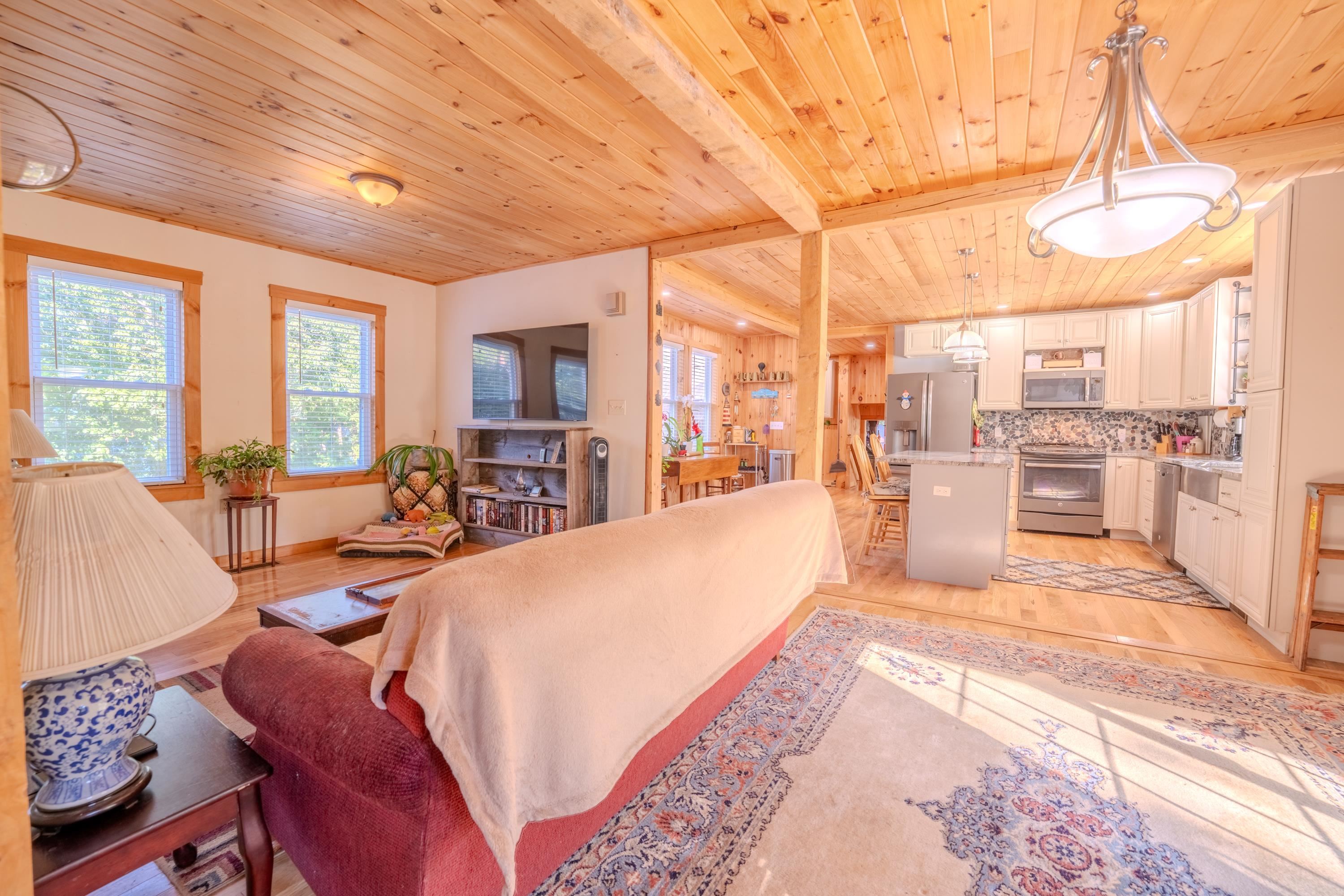 39 Ellsworth Hill Road