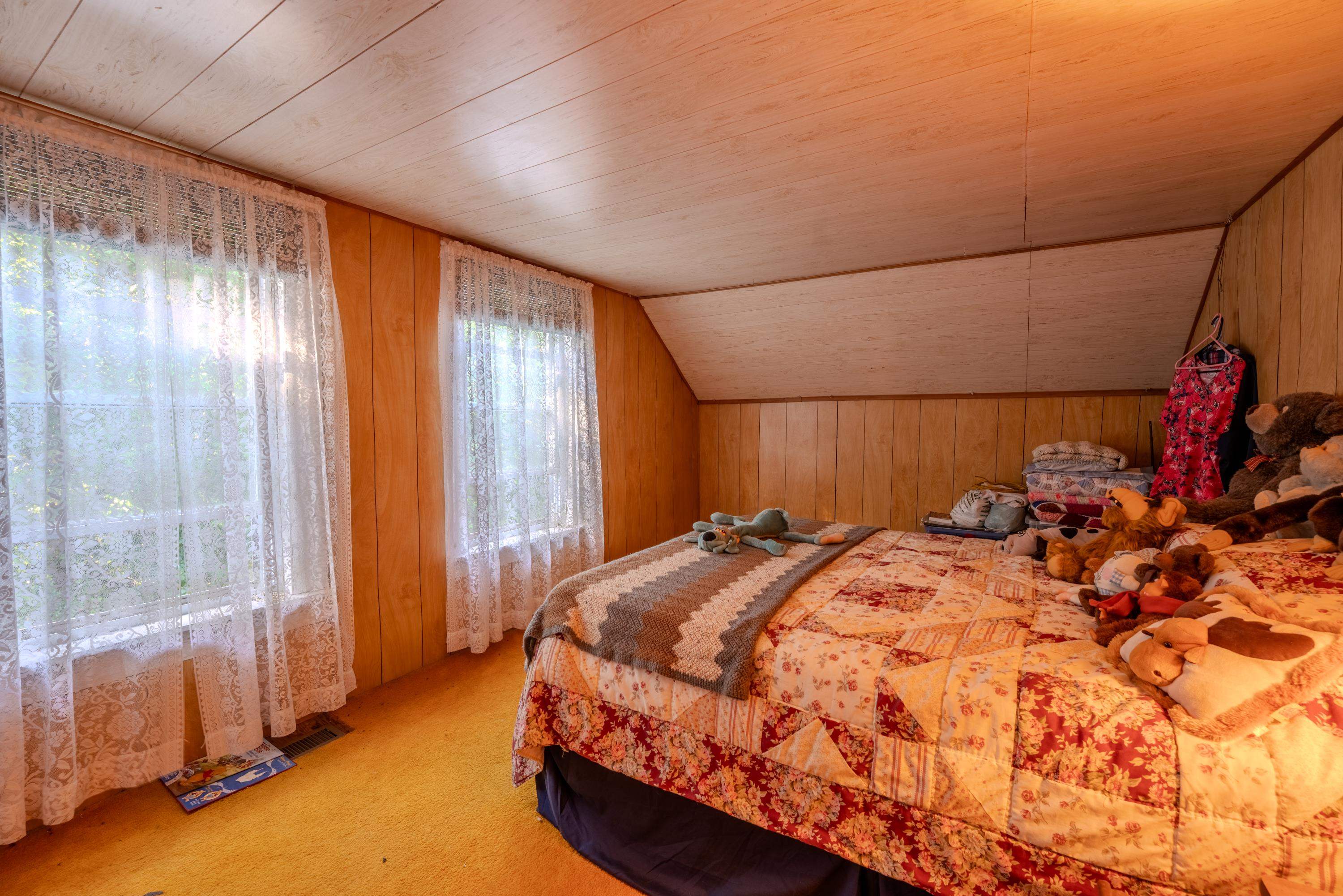 39 Ellsworth Hill Road