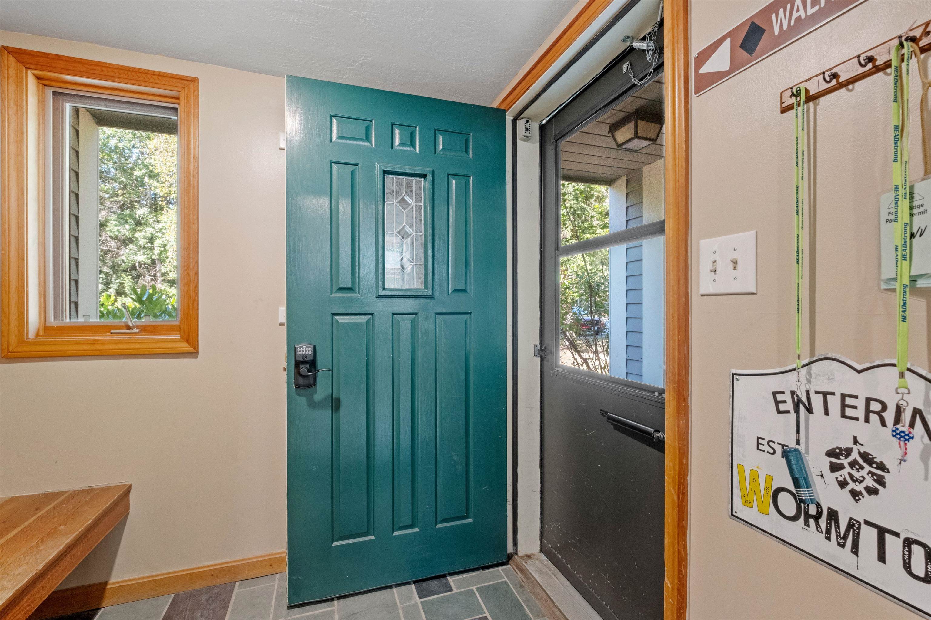 18 Woodsview Lane Unit: 2