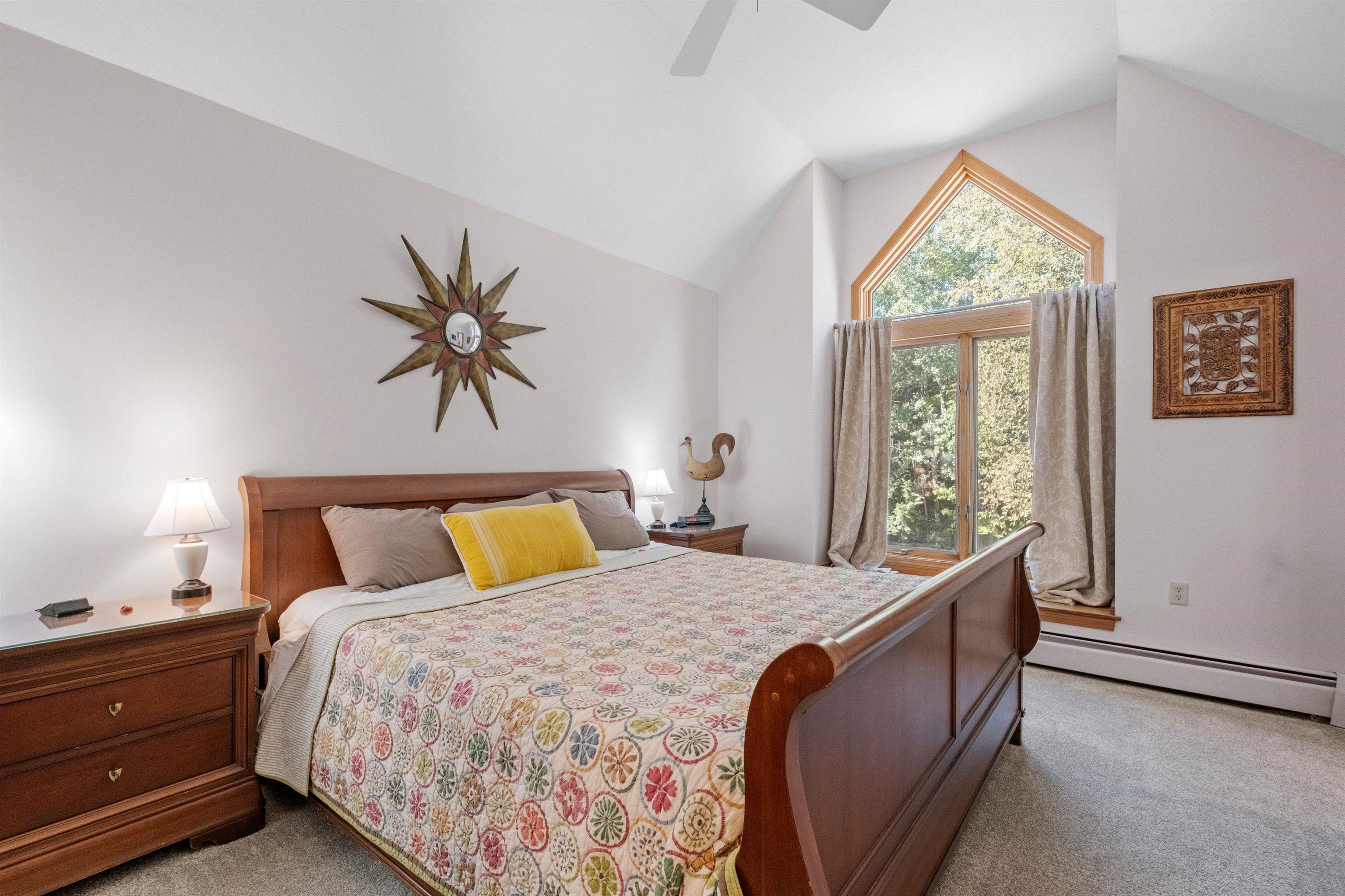 18 Woodsview Lane Unit: 2