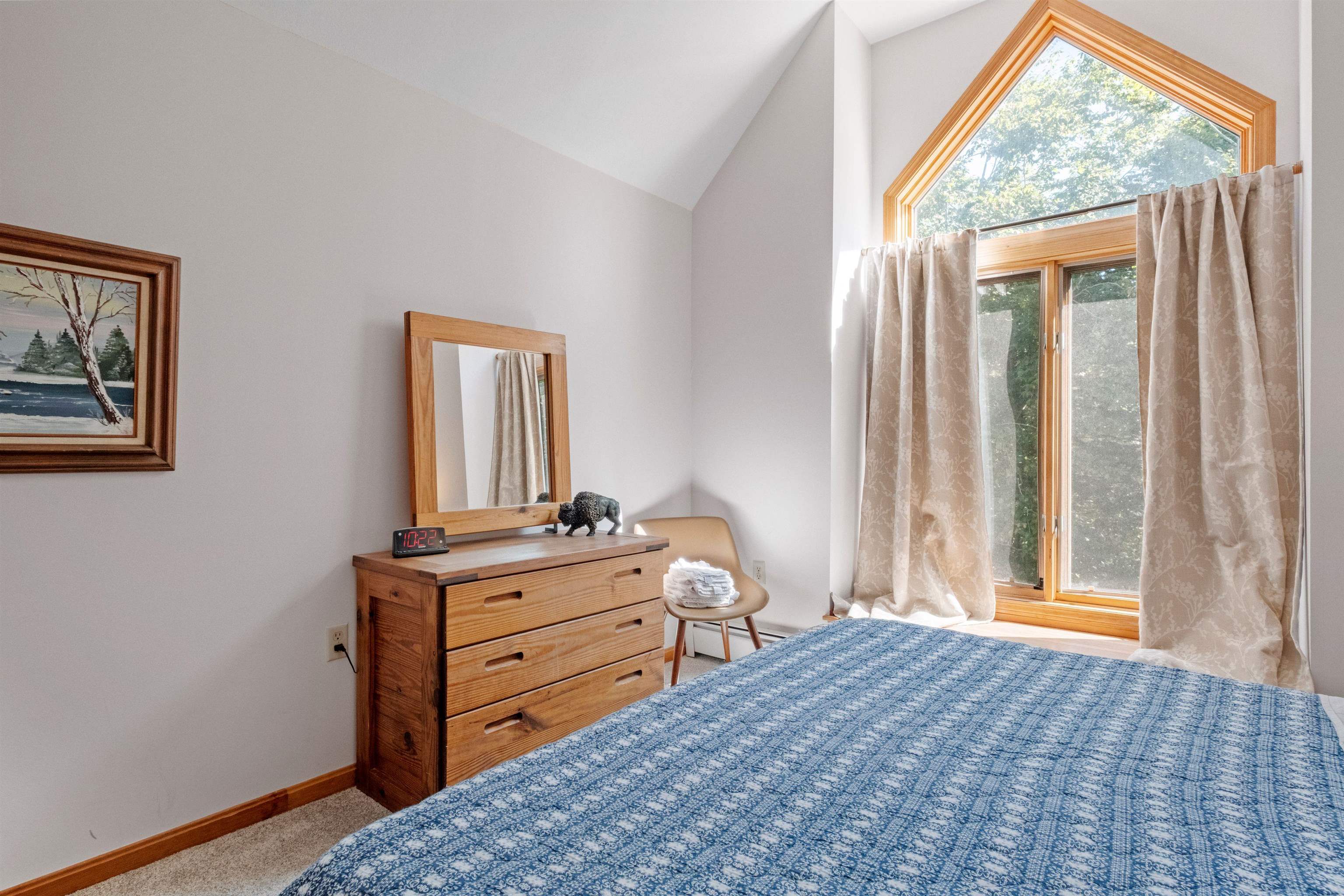 18 Woodsview Lane Unit: 2