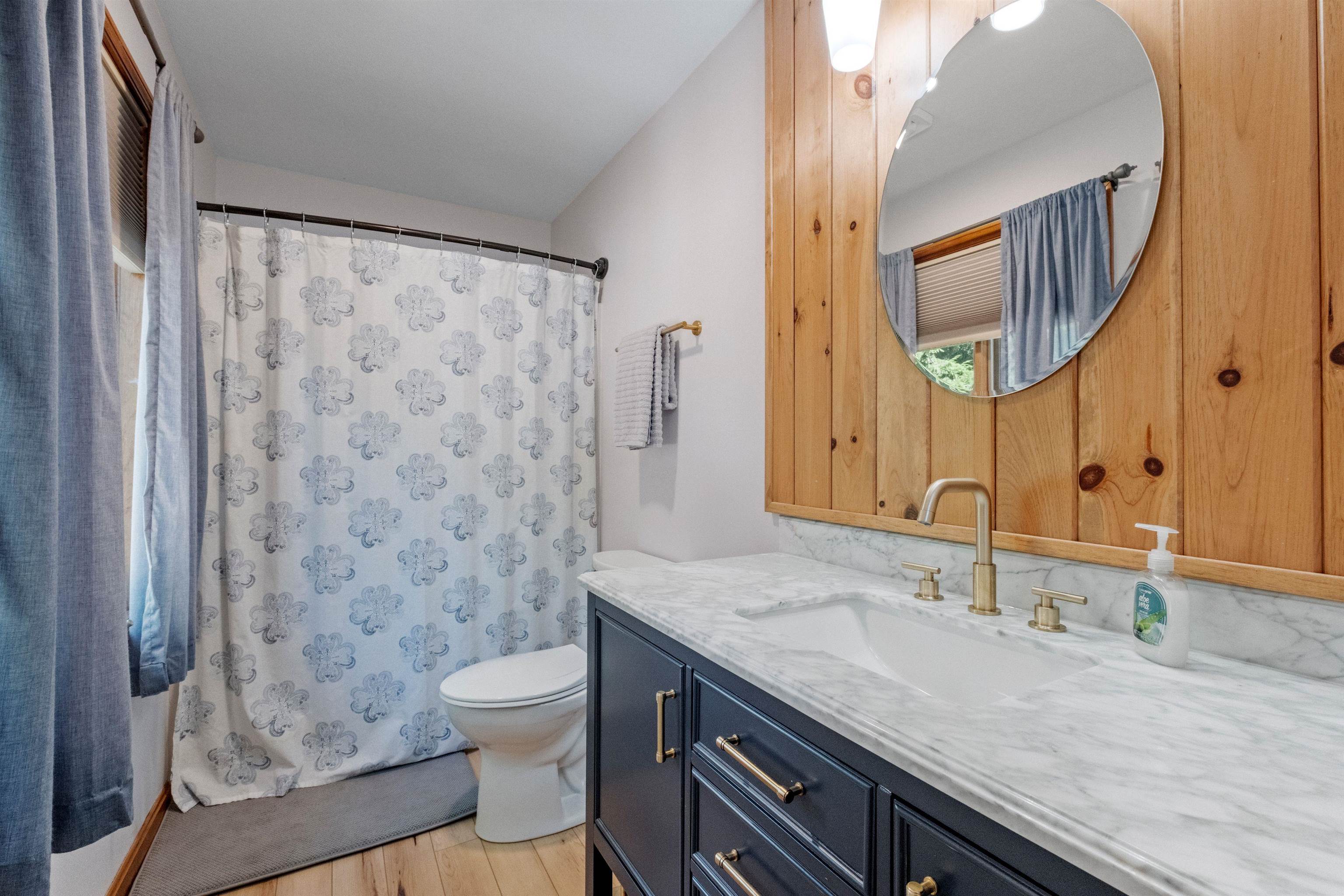 18 Woodsview Lane Unit: 2