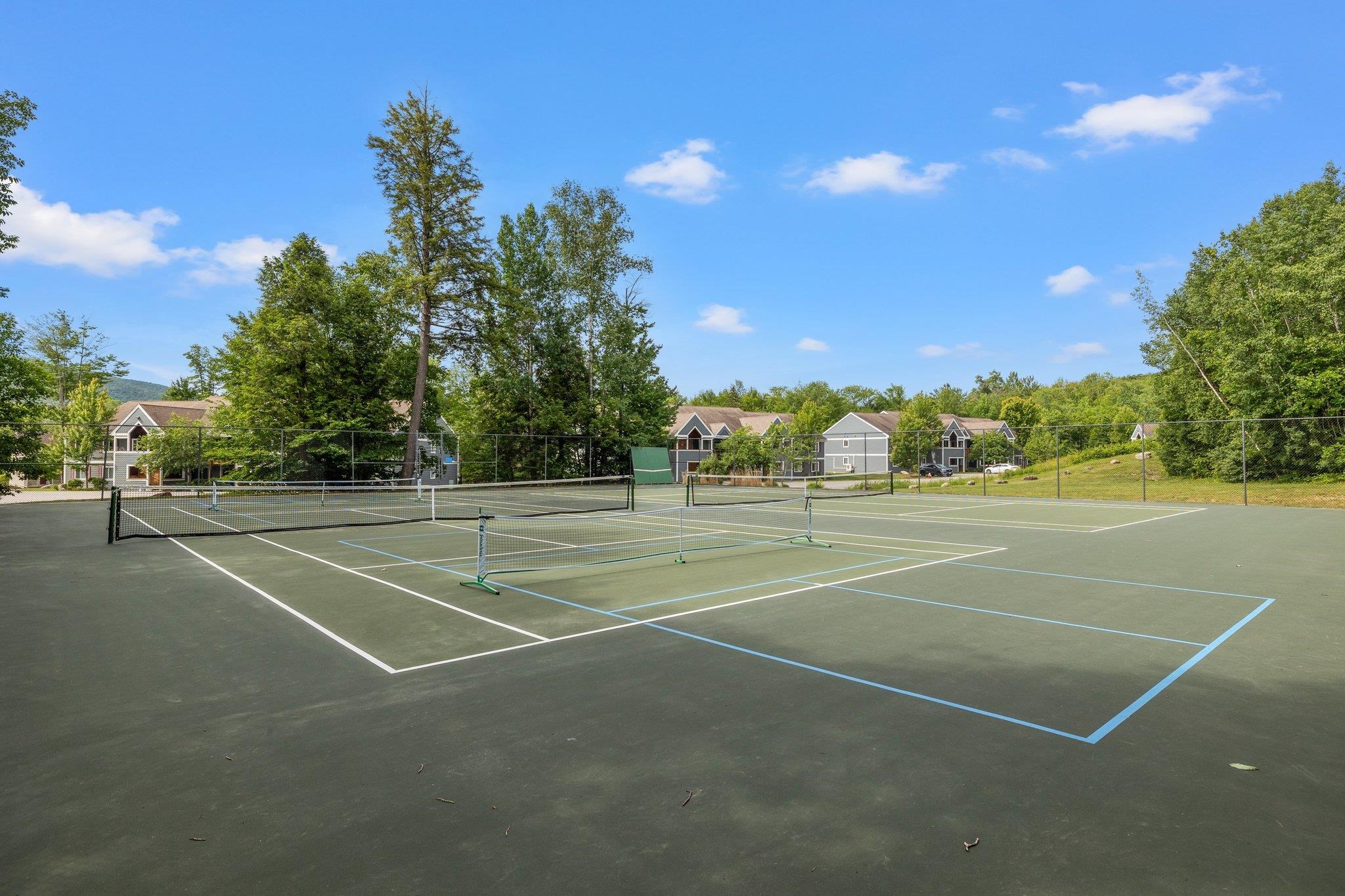 18 Woodsview Lane Unit: 2
