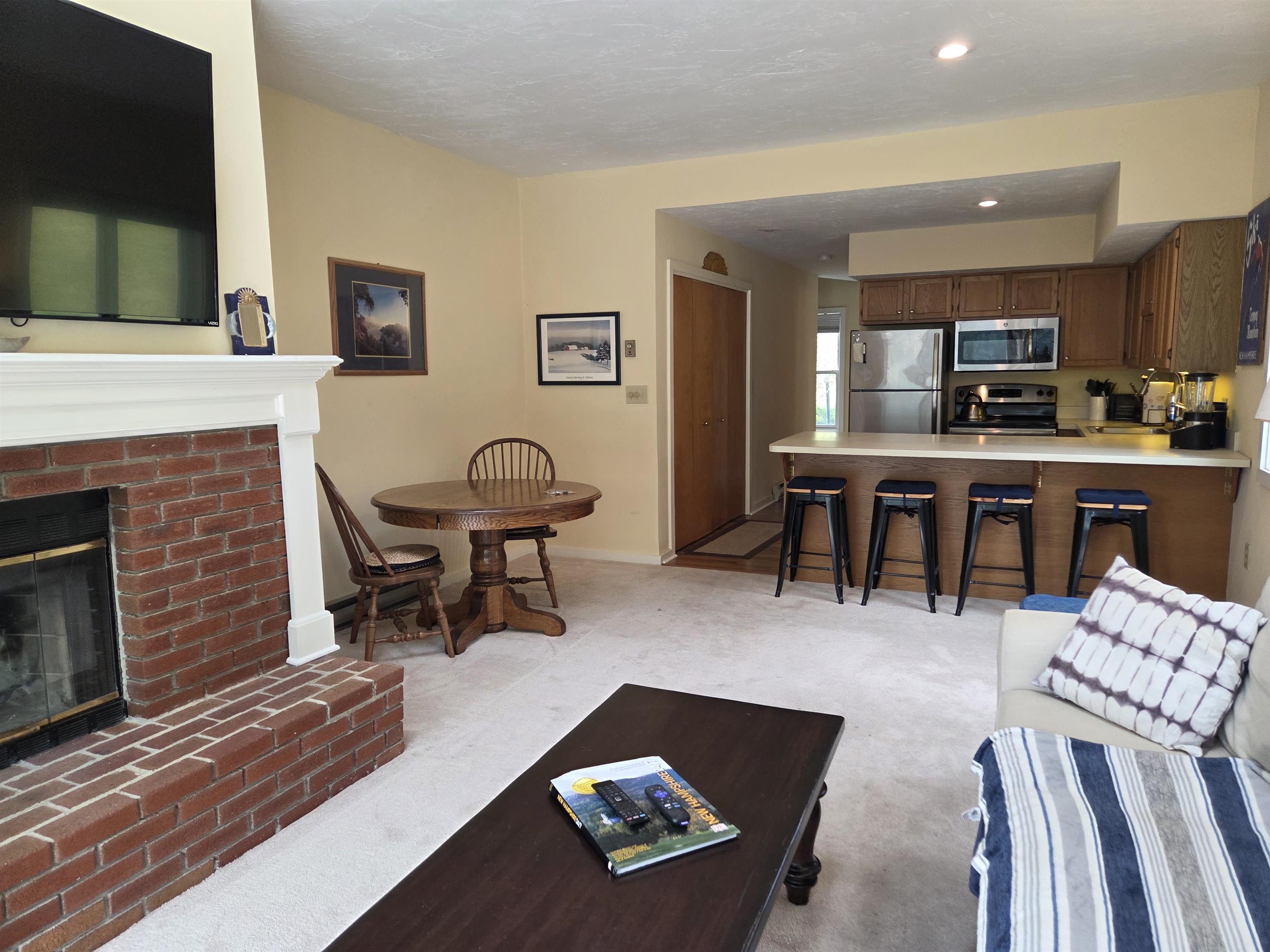 40 Davis Road Unit: J-6