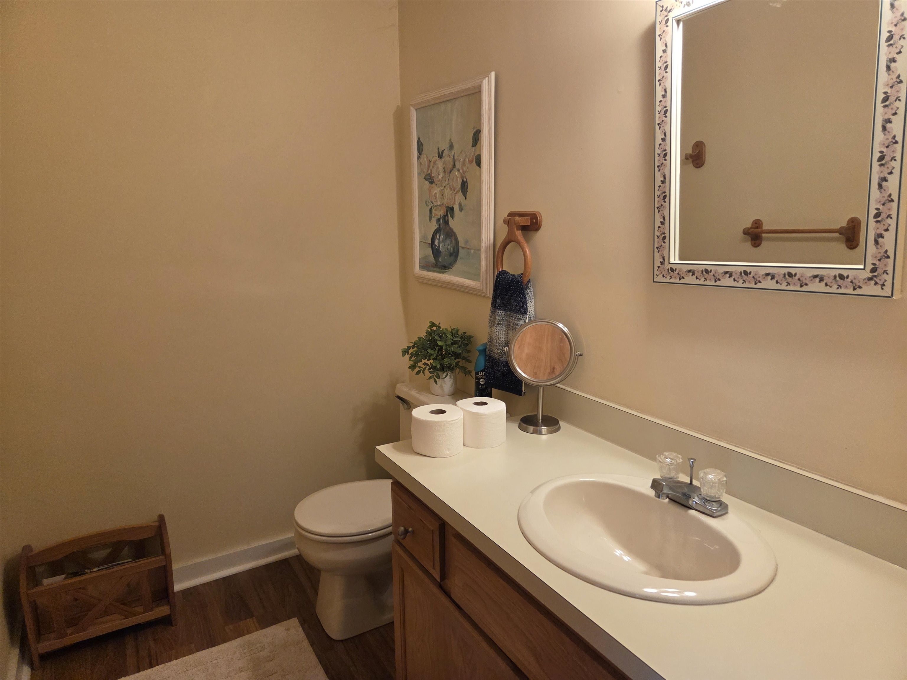 40 Davis Road Unit: J-6