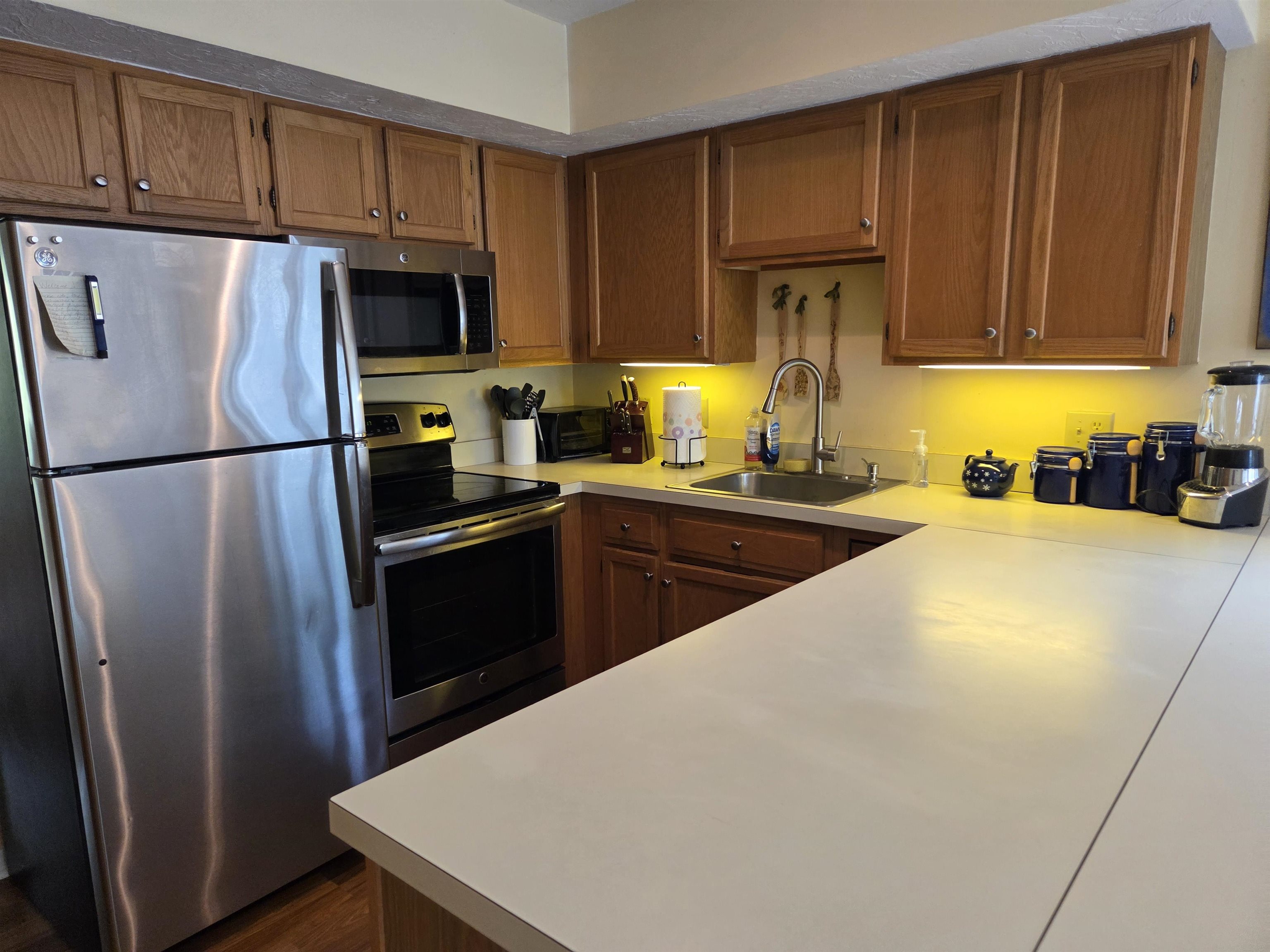 40 Davis Road Unit: J-6