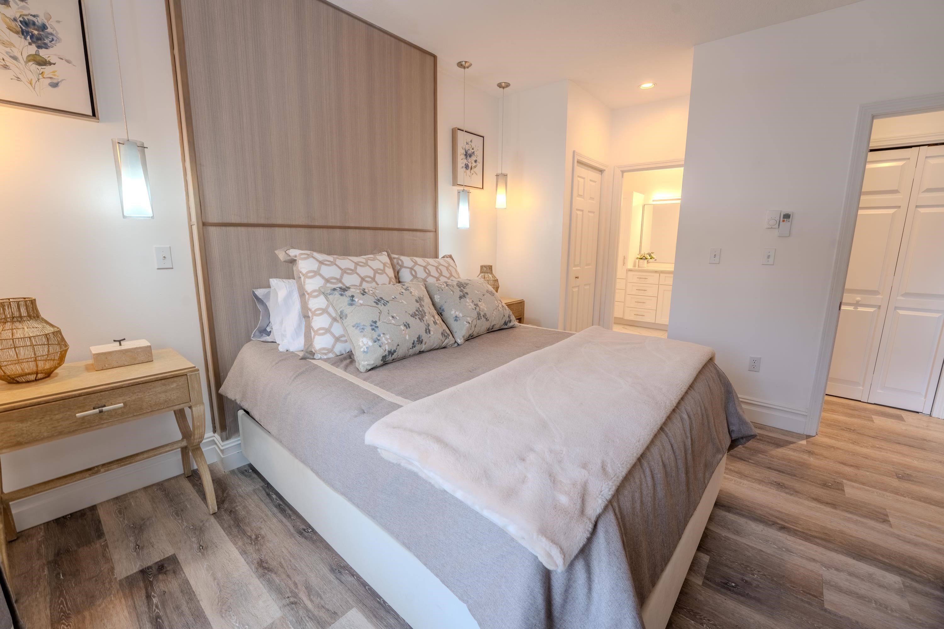 65 Riverfront Drive Unit: 216