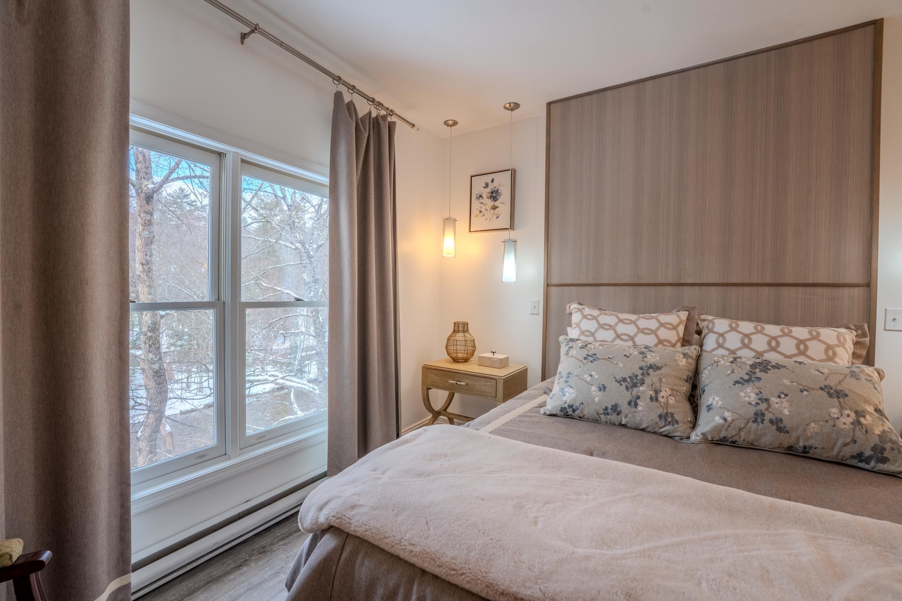 65 Riverfront Drive Unit: 216